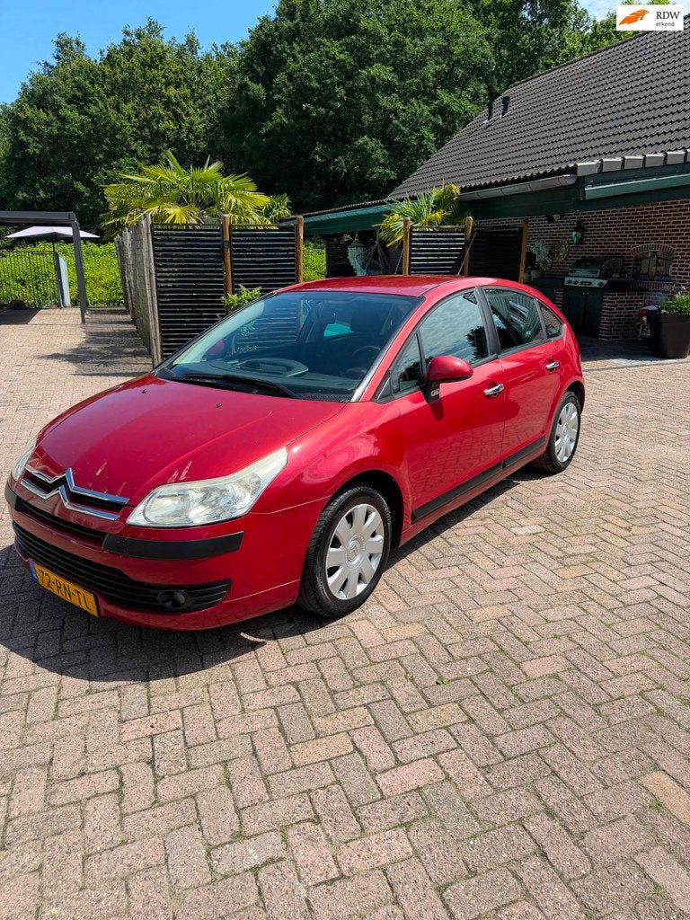 Citroen C4 1.6-16V Ligne Prestige AUTOMAAT NIEUWE APK 5-2027, Gebruikt, Bedrijf, 1587 cc, Euro 4