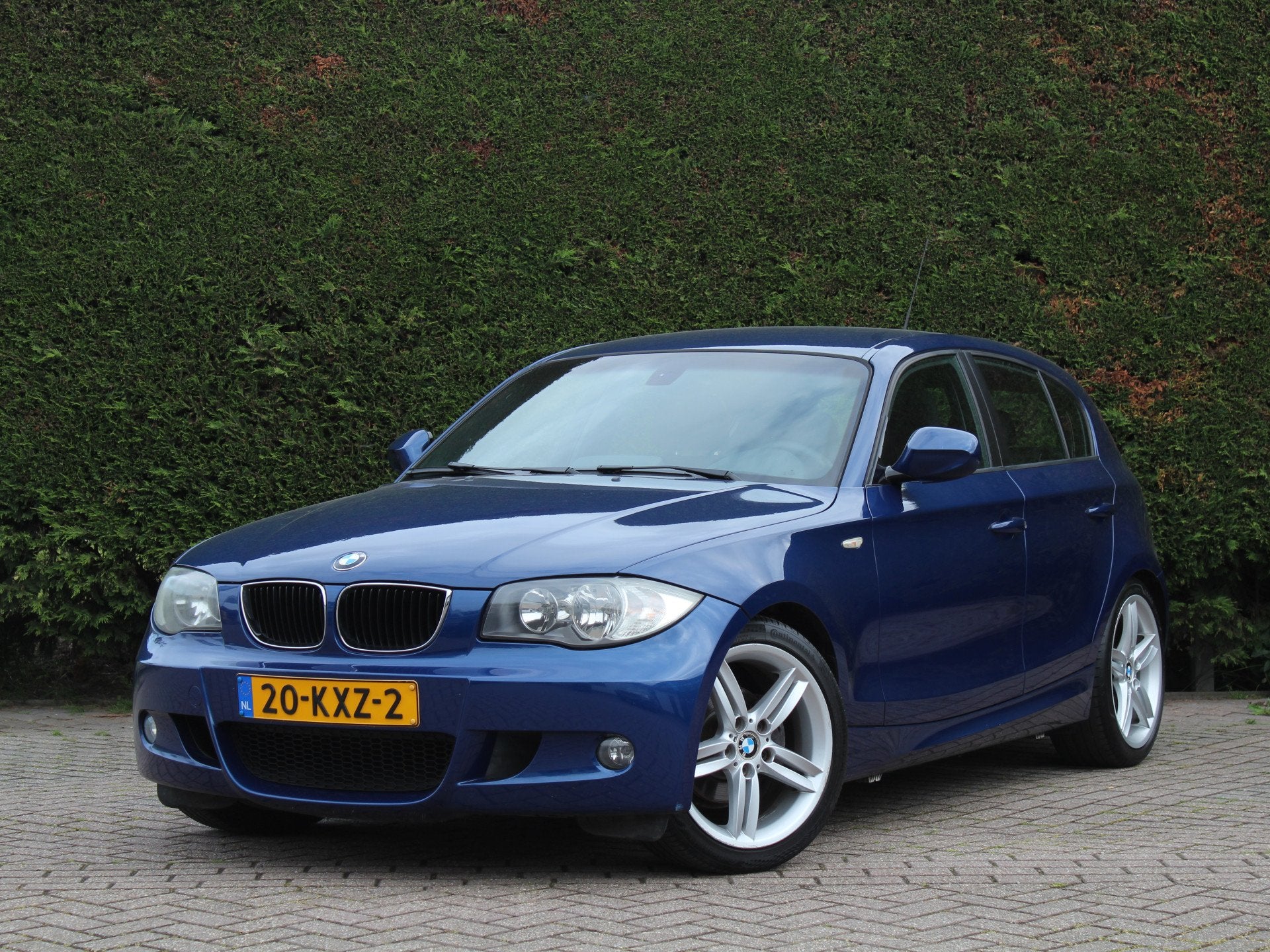 BMW 1-serie 118i Business Line M Sport | nieuwe ketting!, Auto's, 1-Serie, Euro 5, Achterwielaandrijving, Zwart