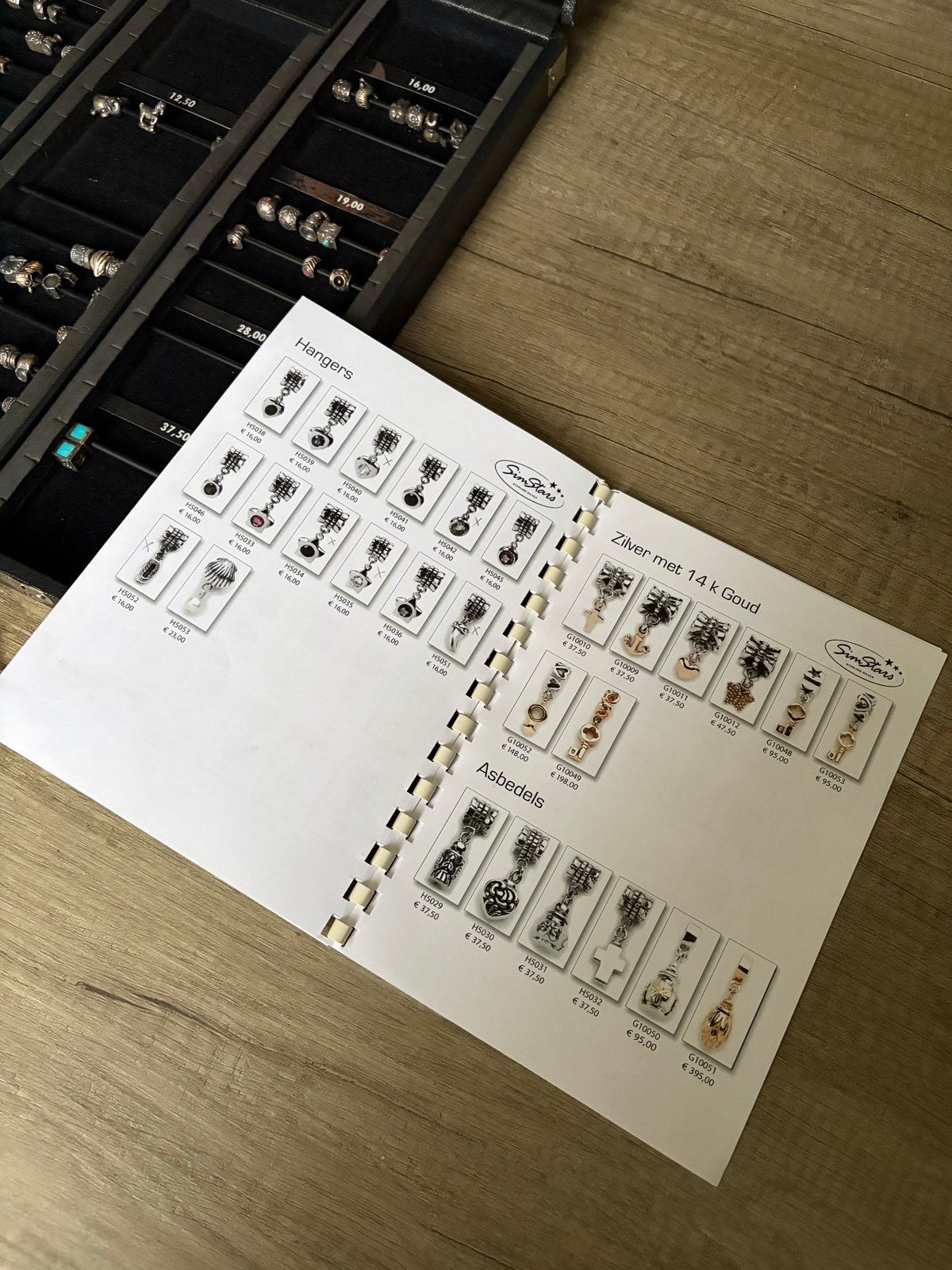 SimStars Sterling Zilveren Bedels en Armbanden Collectie, Ophalen of Verzenden, Gebruikt, Zilver, Met bedels of kralen
