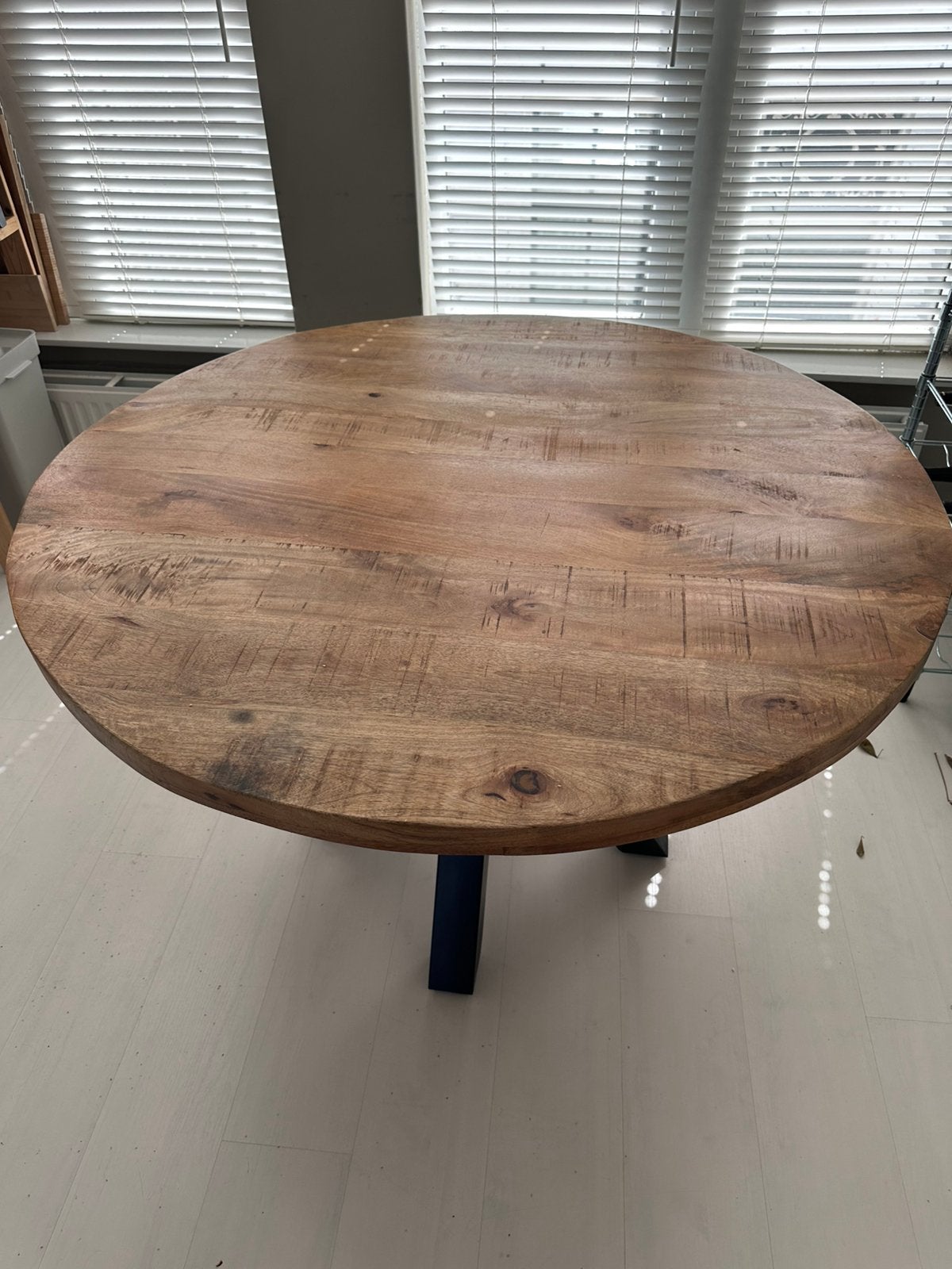 Eetkamer tafel mangohout diameter 120 cm, Ophalen, 100 tot 150 cm, Rond, Zo goed als nieuw