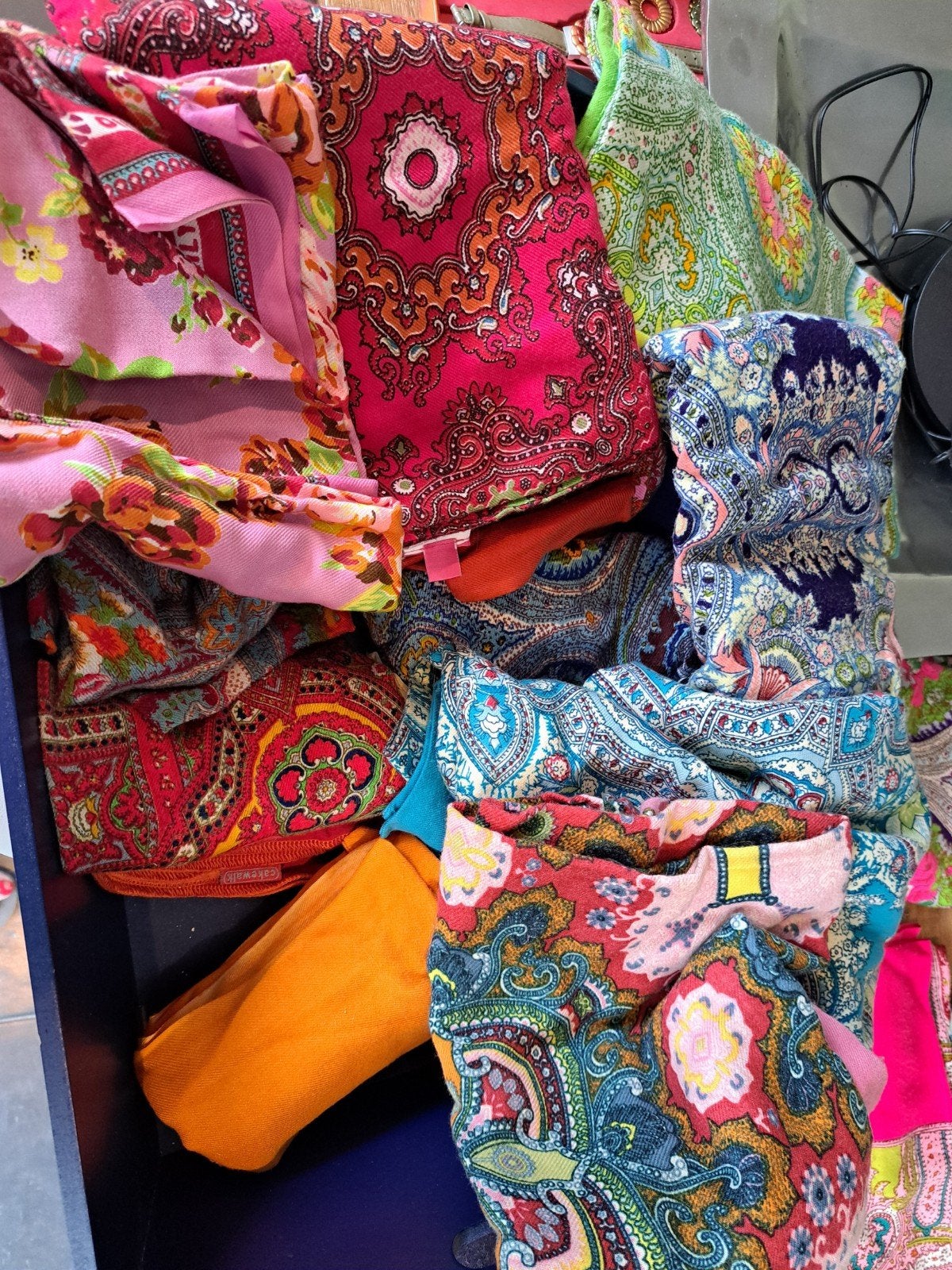 Lange Paisley Oilily Sjaals - Diverse Dessins, Oilily, Ophalen of Verzenden, Gedragen, Sjaal