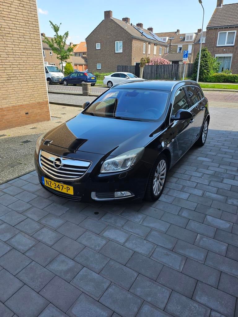Opel insignia 2.0 turbo 4x4 stationwagon nieuwe ketting, Auto's, Opel, Particulier, Te koop