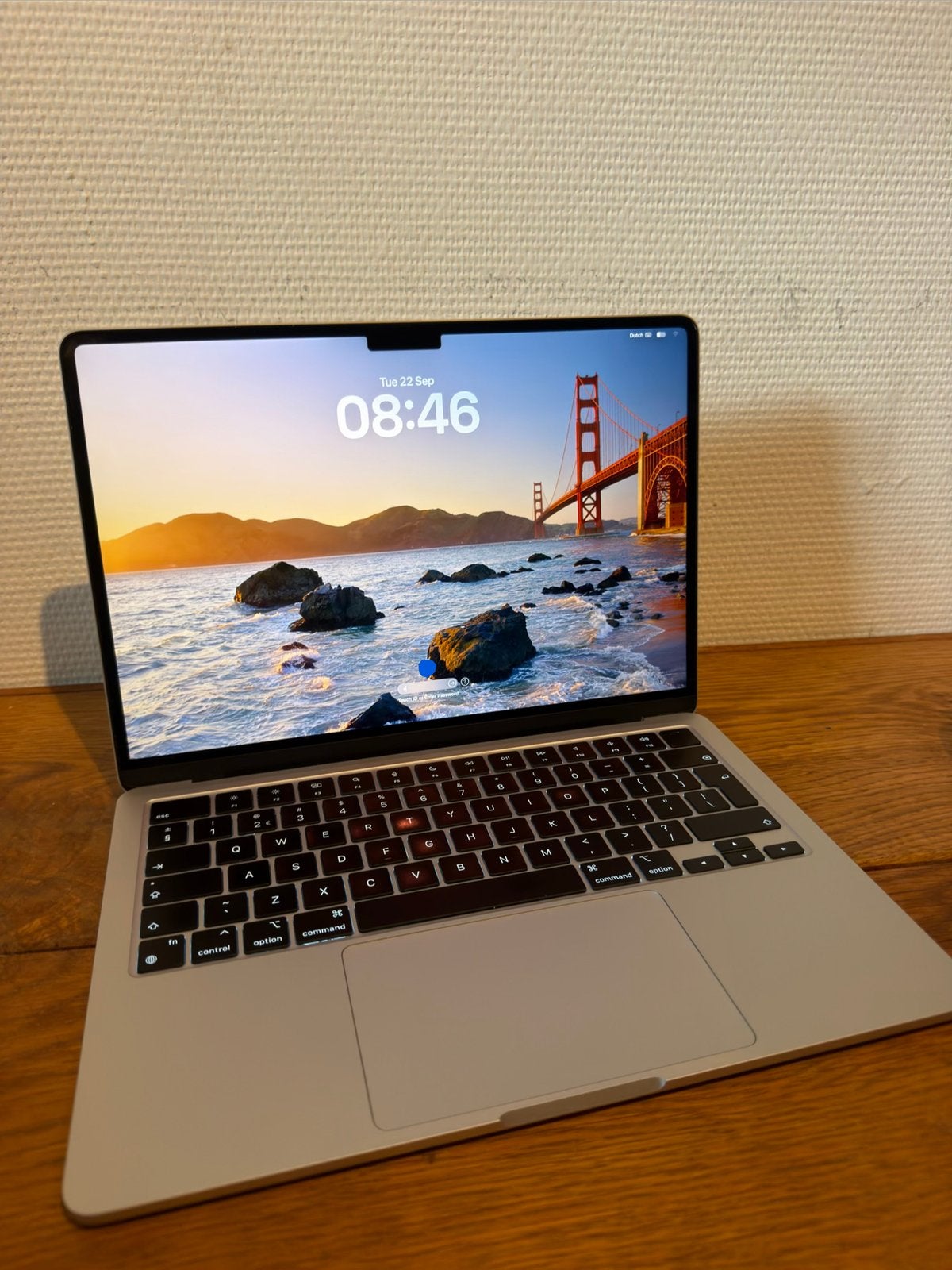 MacBook Air 13" M2(2022) 8 GB / 256 GB muis, keyboard, kabel