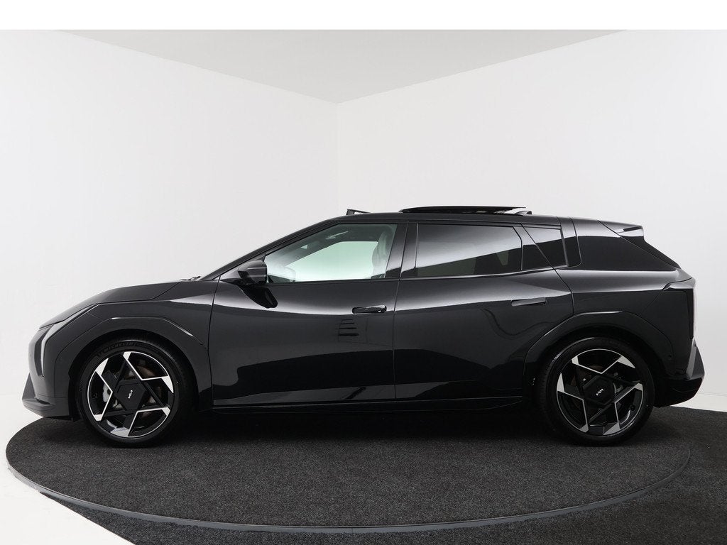 Kia EV4 GT-PlusLine 81.4 kWh (bj 2025, automaat), Auto's, Kia, Zwart, Zwart, Adaptive Cruise Control, 204 pk
