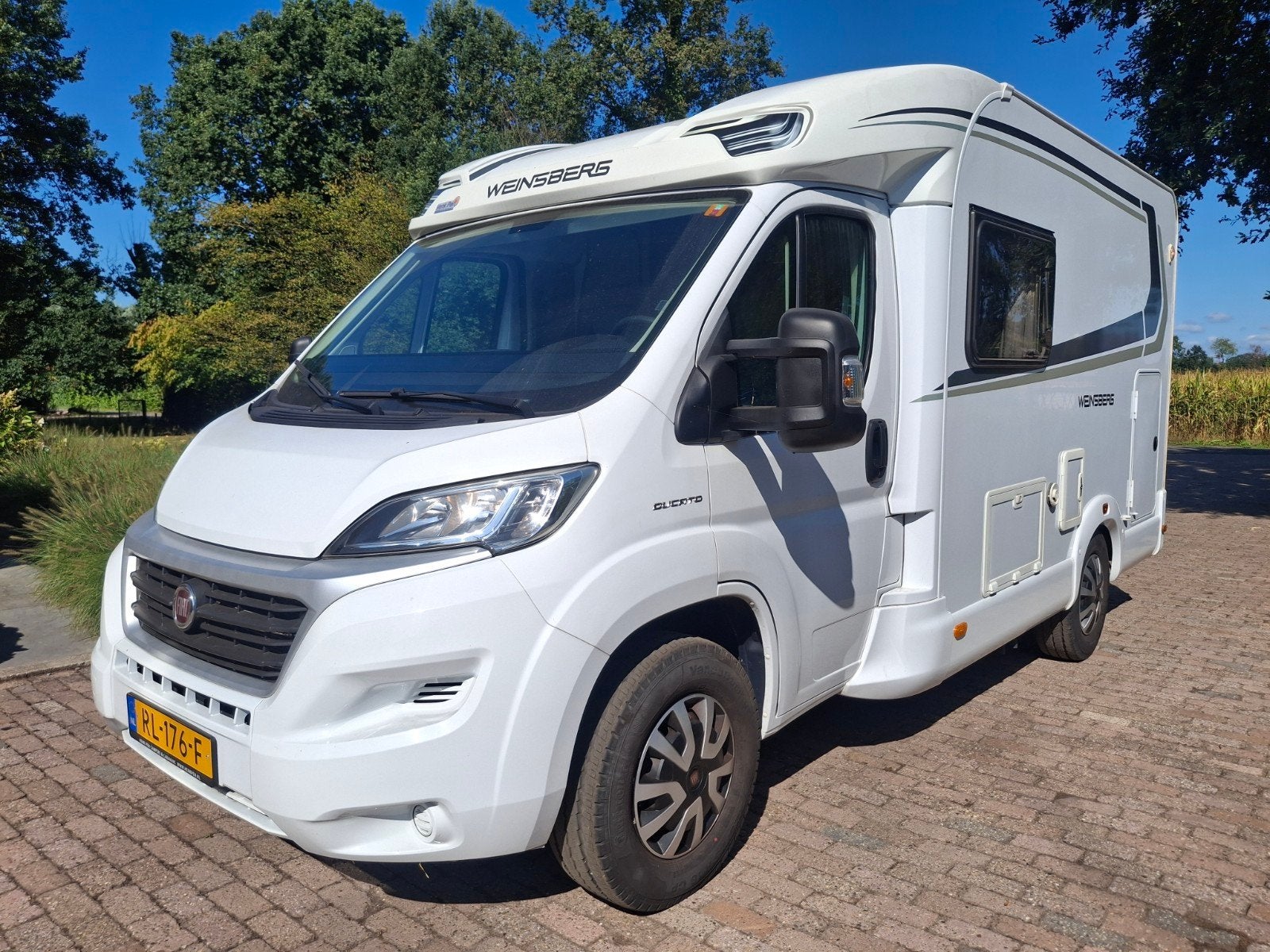 " WEINSBERG - 2016 - VASTBED - GARAGE - 78000 KM - 599CM", Weinsberg, Ringverwarming, Fiat, Afzuigkap