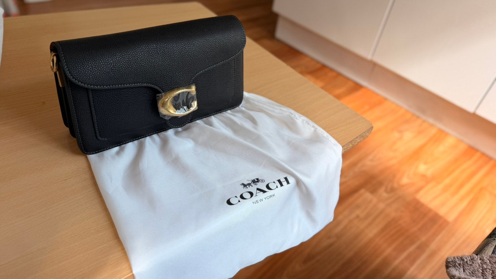 Coach Tabby 26 Black with gold wear, Overige merken, Leer, Zwart, Nieuw