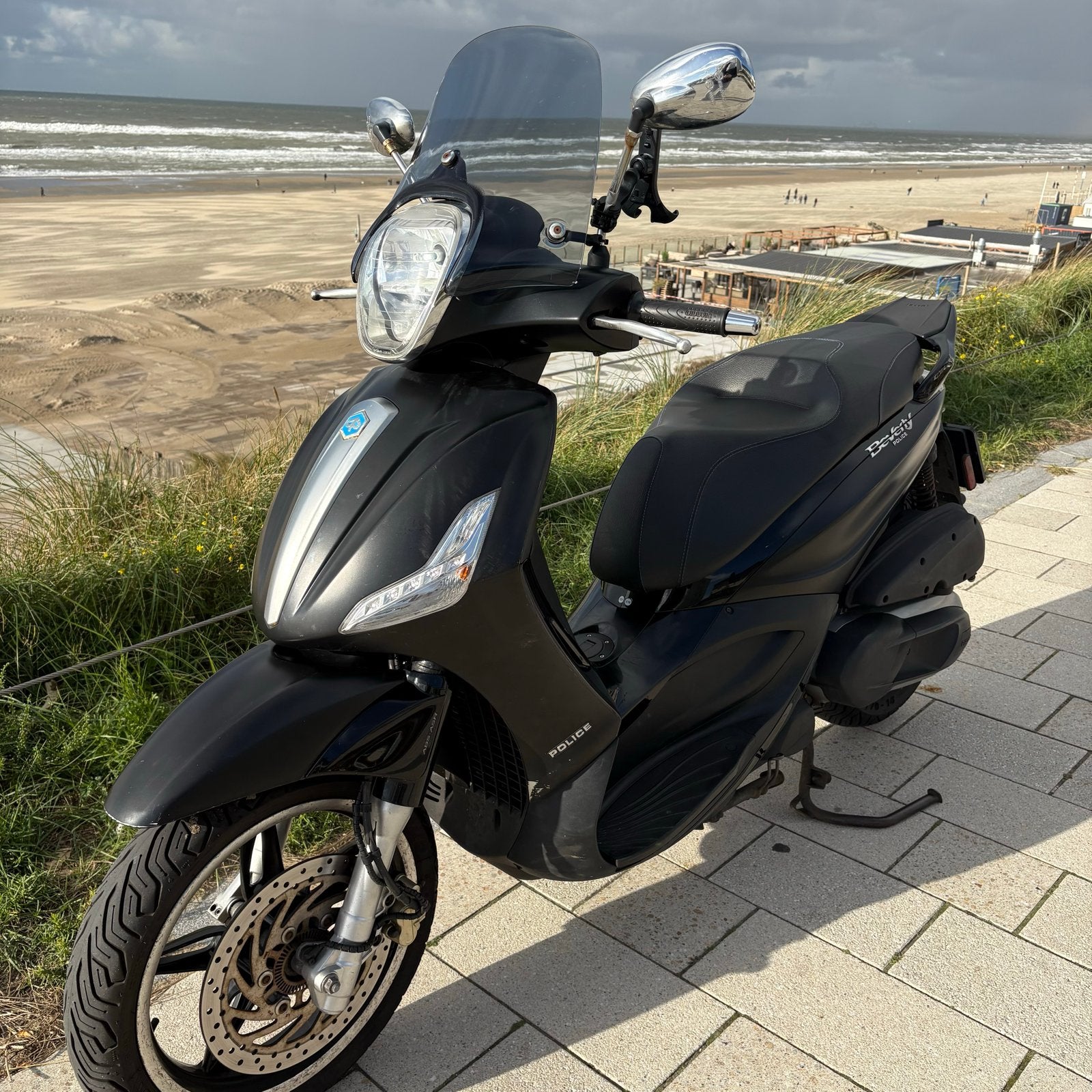 Piaggio Beverly 350 Police uit 2020 - Goed onderhouden, Gebruikt, Overige modellen, Ophalen of Verzenden, Benzine