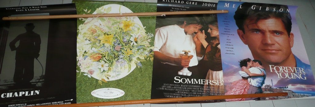 64 x Poster / affiche / prent  & 4 x boek:, Verzamelen, Deurposter of groter, Ophalen of Verzenden, Zo goed als nieuw, Film en Tv