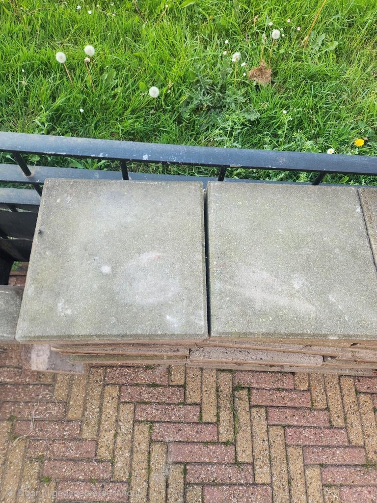 GRATIS OPHALEN tegels 30x30 cm! 52 stuks ongeveer 5m2, Overige materialen, Gebruikt, Ophalen of Verzenden, 20 tot 40 cm