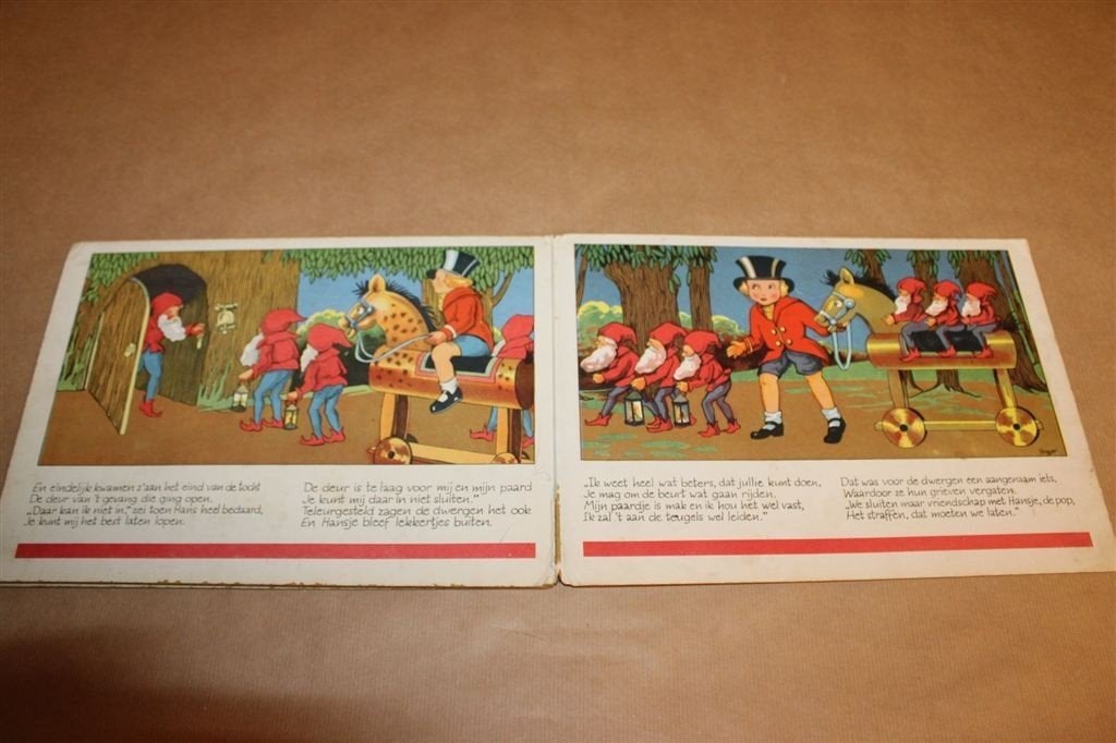 Hans bij de Kabouters — Vintage Hardkarton Prentenboek 1949, Ophalen of Verzenden, Gelezen