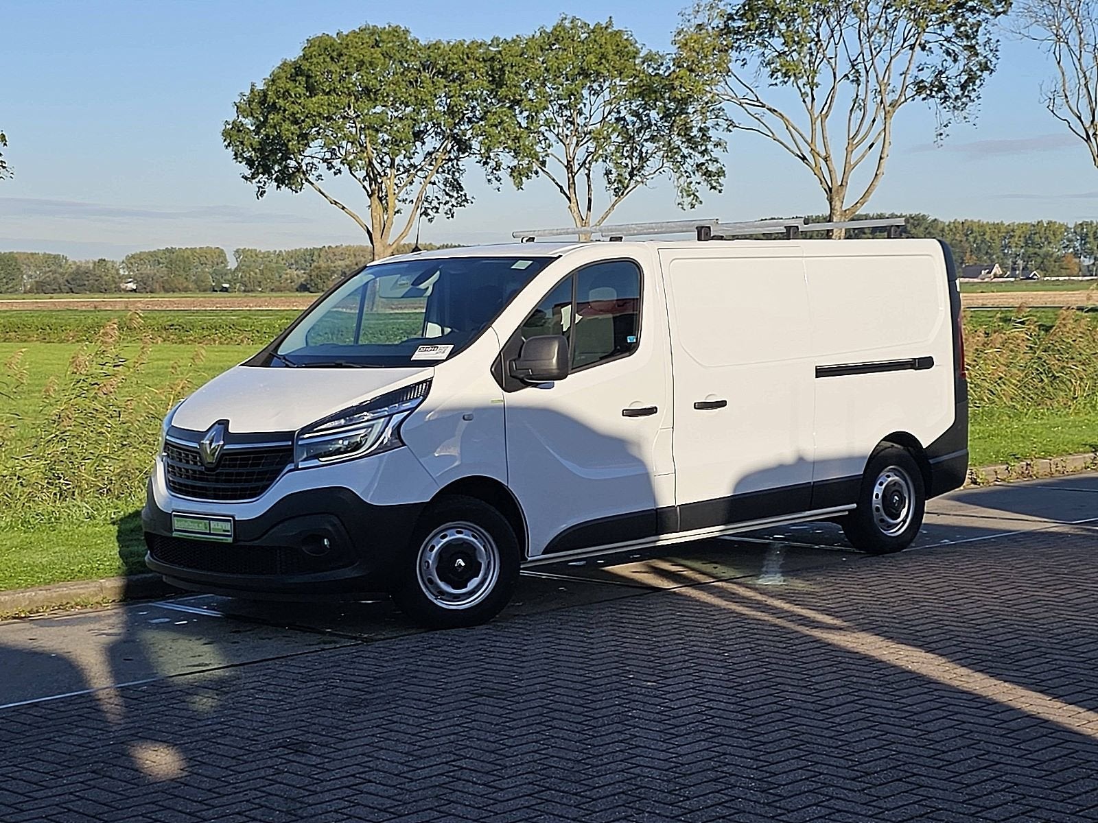 RENAULT TRAFIC 2.0 DCI l2 dub.schuif navi!, Gebruikt, Euro 6, Renault, Wit