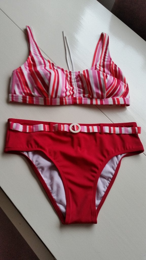 Nieuw, cyclaam-roze bikini, mt 42, cup b, Ophalen of Verzenden, Nieuw, Roze, Bikini