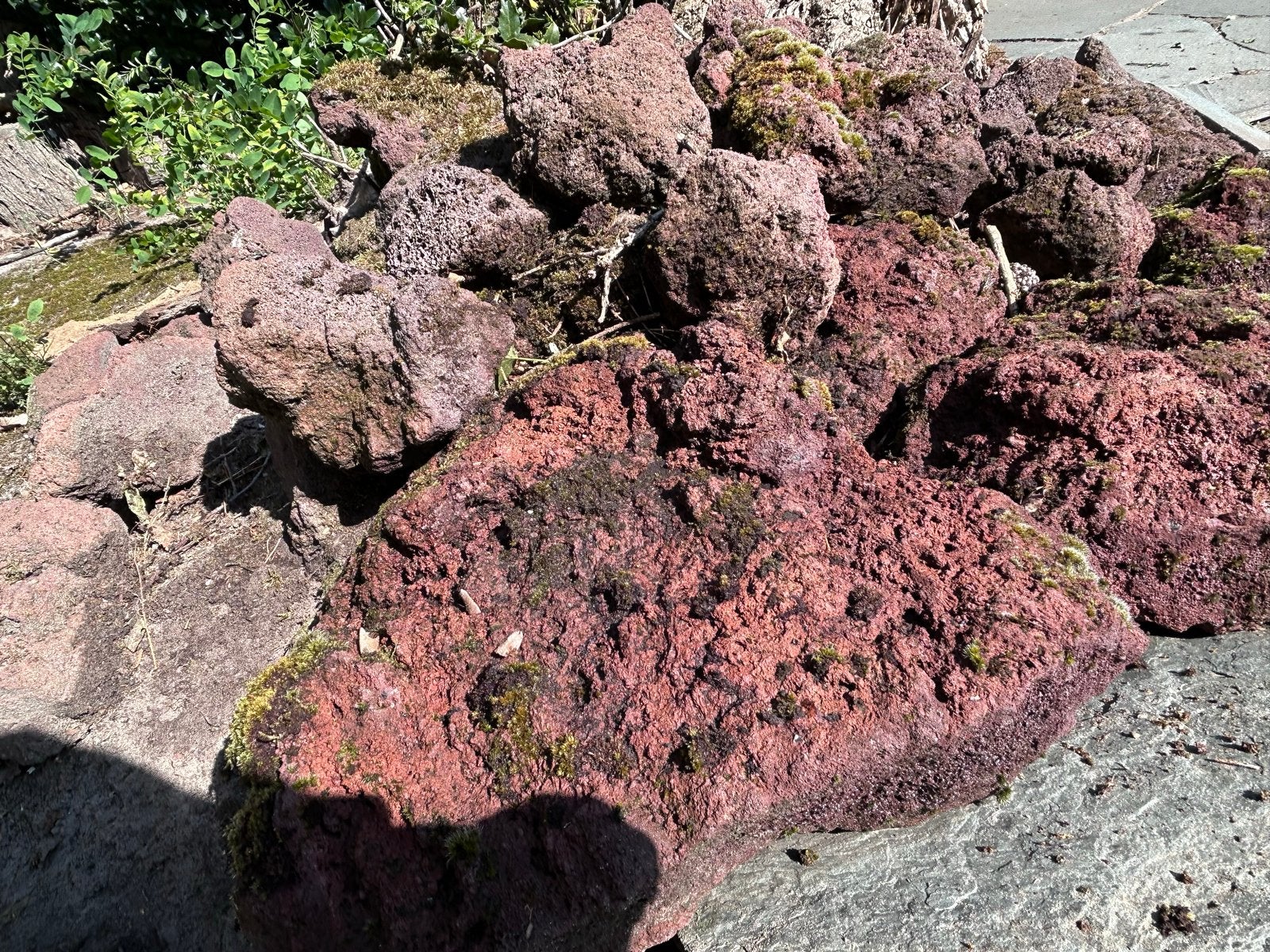 Lavastenen (1m3) en lava light voor tuin of vijver, Ophalen, Gebruikt, Kei, Lava