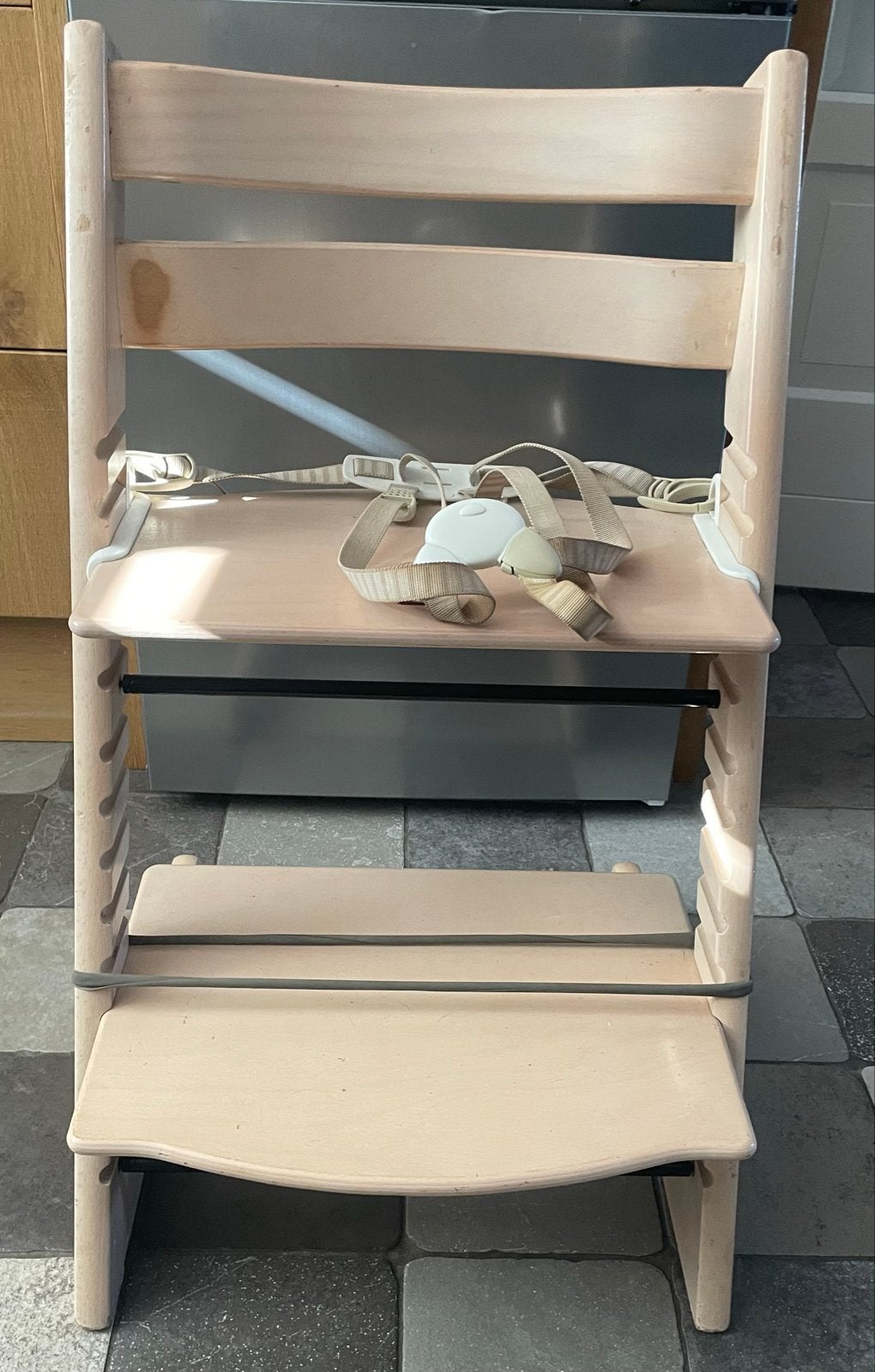 Stokke Tripp Trapp meegroeistoel met gordel, Kinderen en Baby's, Kinderstoelen, Ophalen, Gebruikt, Meegroeistoel, Gordel(s)