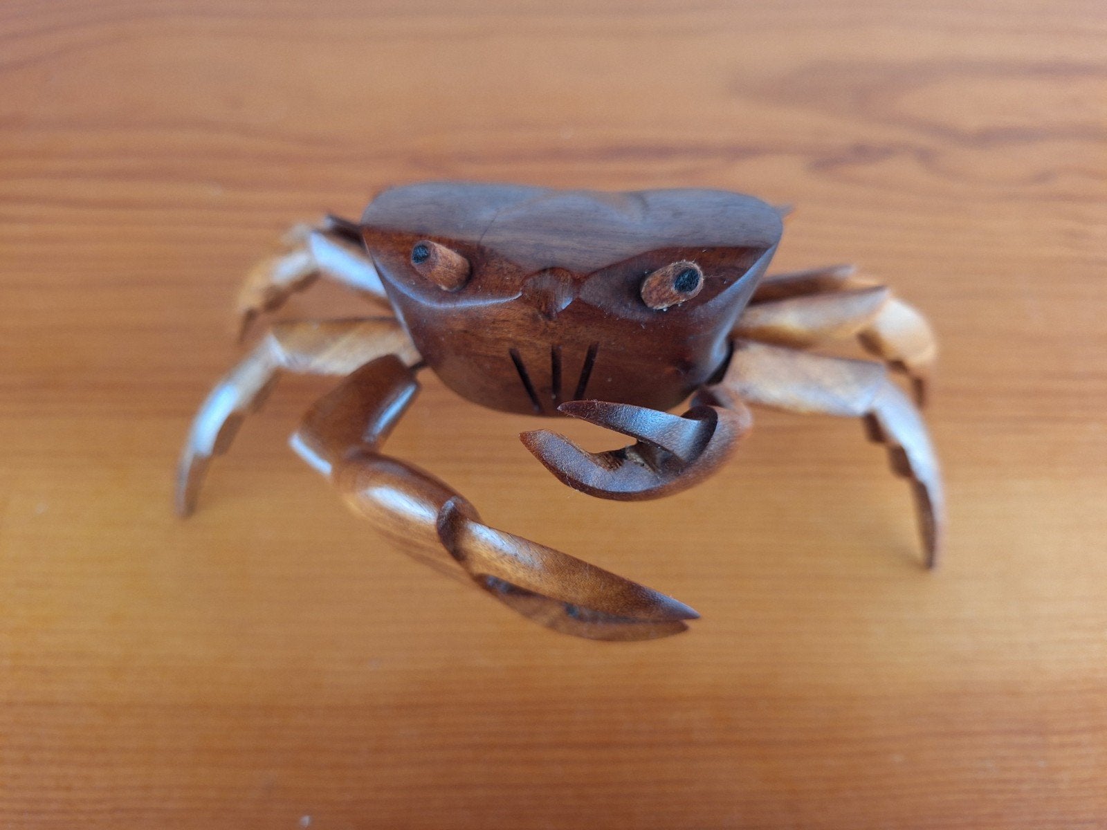 Teakhouten krab met verstelbare poten en scharen, Antiek en Kunst, Curiosa en Brocante, Ophalen of Verzenden
