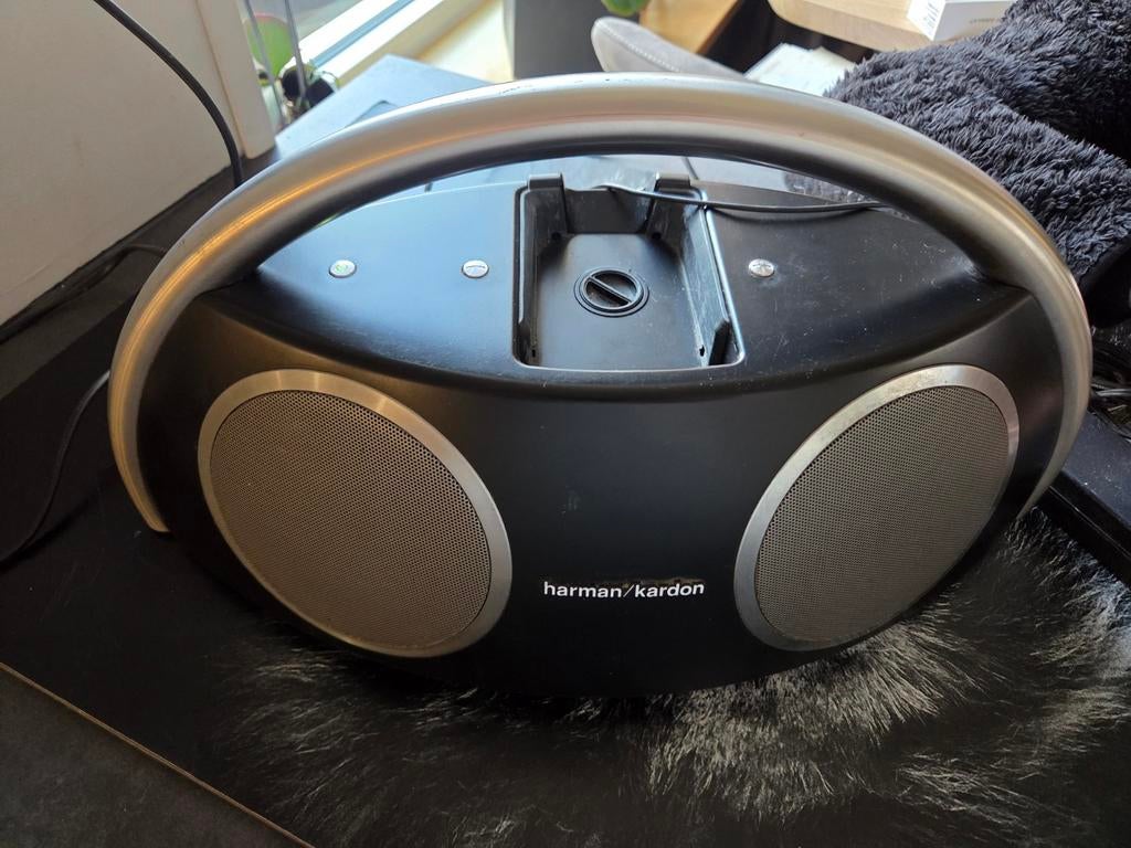 Harman/Kardon Go + Play speaker met iPod/iPhone dock, Gebruikt, Overige typen, 60 tot 120 watt, Ophalen