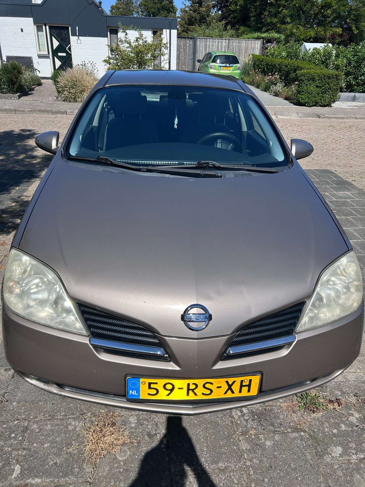 Nissan Primera 1.8, Voorwielaandrijving, 1281 kg, 4 cilinders, Bruin