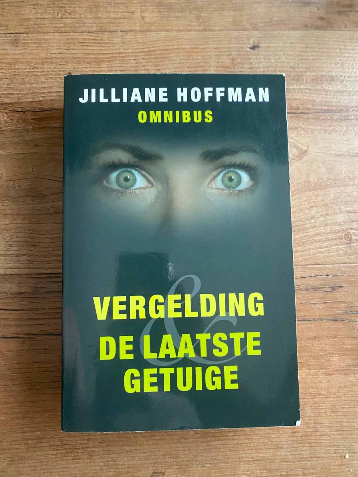 Jilliane Hoffman - Vergelding de laatste getuige omnibus, Boeken, Ophalen of Verzenden, Zo goed als nieuw, Jilliane Hoffman