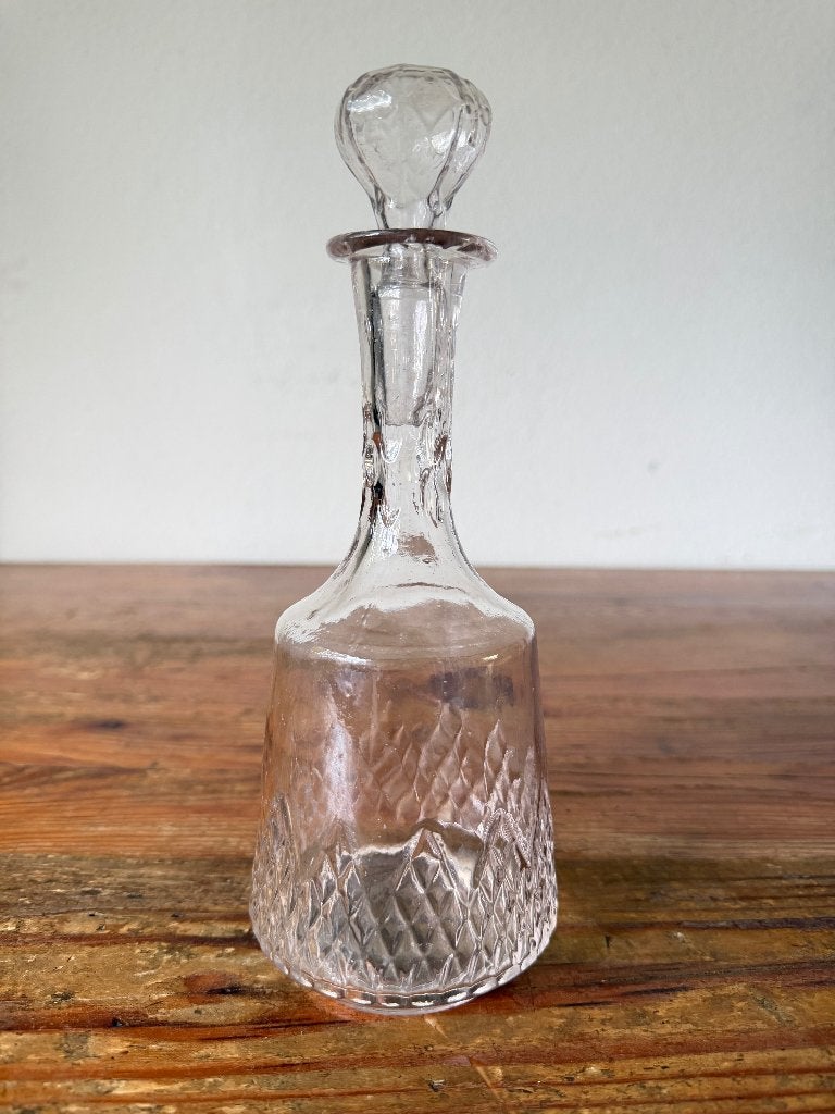 Karaf / likeur karaf - Glas - met relief decor, Ophalen of Verzenden