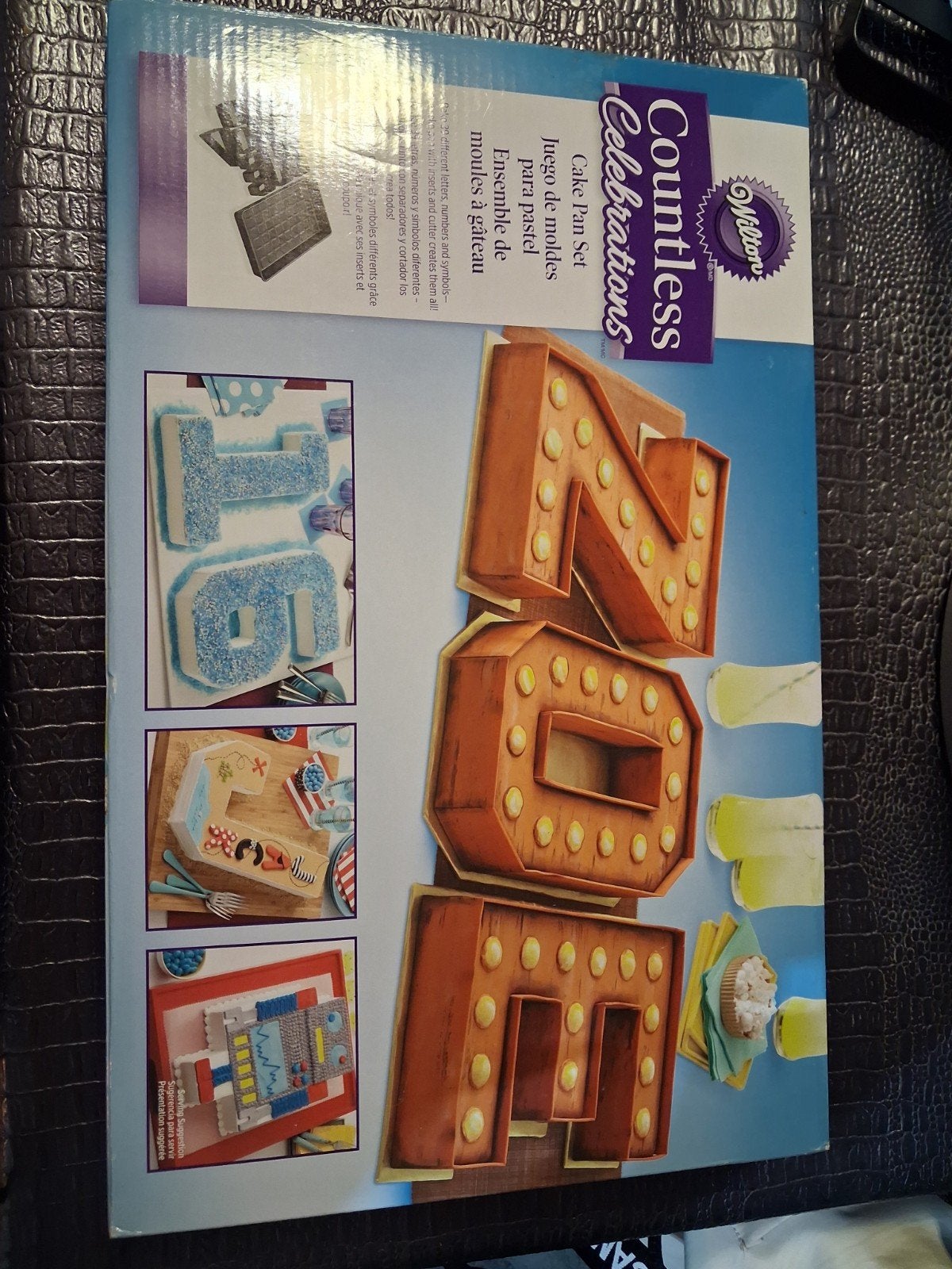 Wilton Countless Celebrations Cake Pan Set - Bakvormen, Ophalen, Nieuw, Taarten, Bakvorm