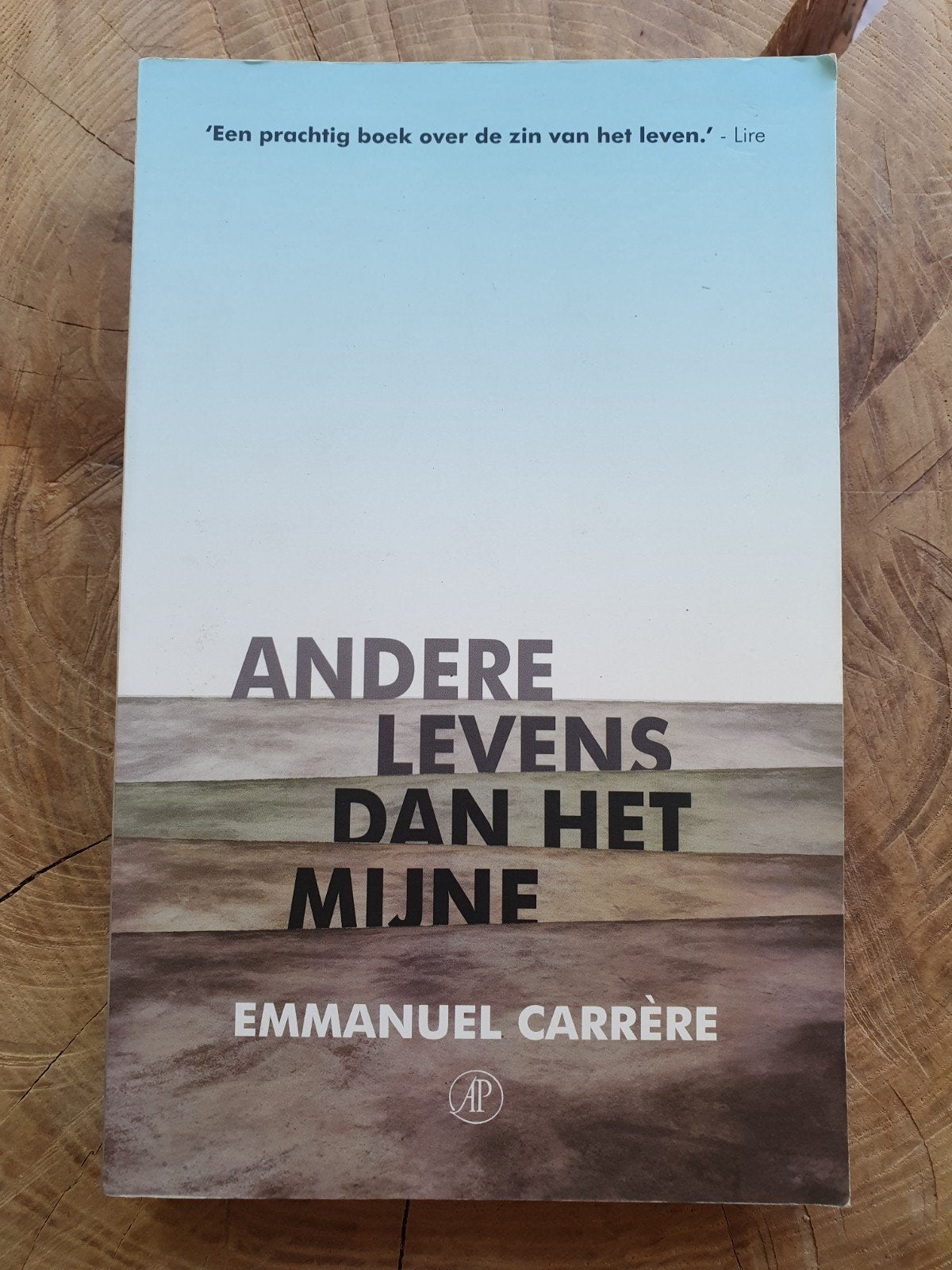 Emmanuel Carrère - Andere levens dan het mijne, Achtergrond en Informatie, Ophalen of Verzenden, Zo goed als nieuw, Emmanuel Carrère