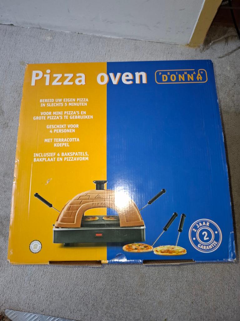 Prima Donna Pizza Oven voor 4 Personen - Terracotta Koepel, Ophalen, Zo goed als nieuw, Prima Donna