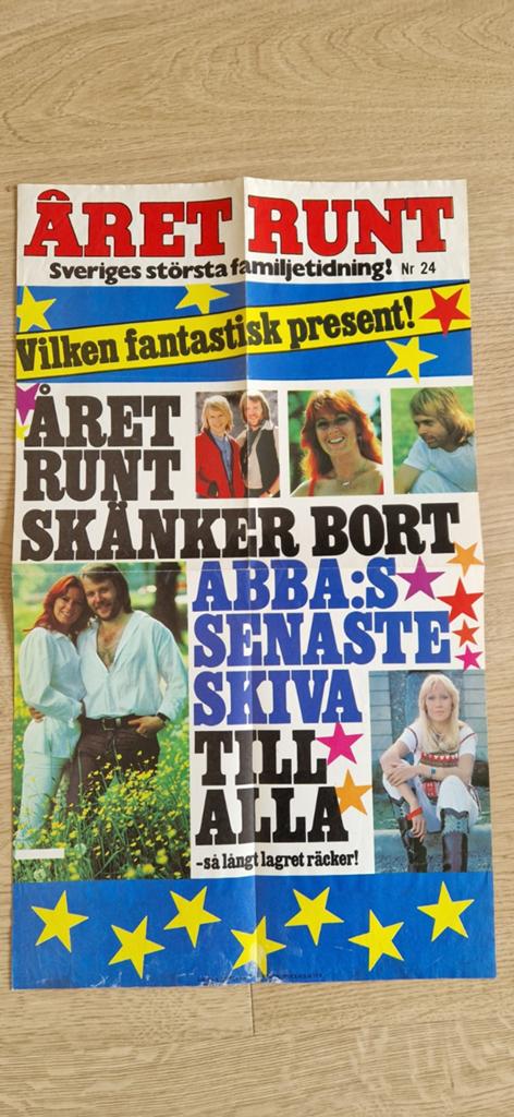 ABBA: - Aret Runt poster Nr 24 32x55 cm, Boeken, Tijdschriften en Kranten, Ophalen of Verzenden, Gelezen, Muziek, Film of Tv