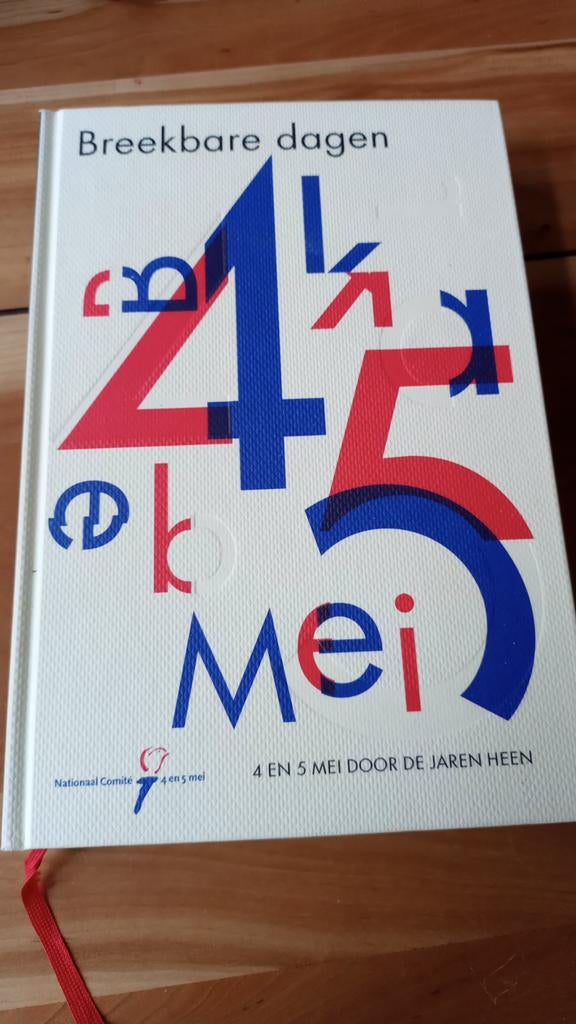 Breekbare dagen, Ophalen of Verzenden, Zo goed als nieuw