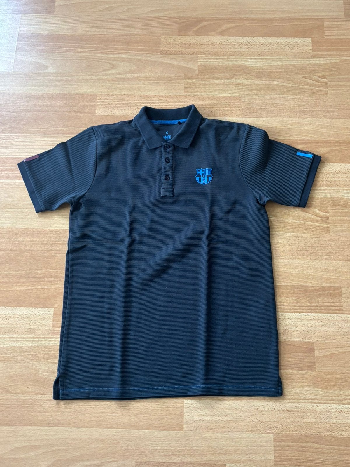 FC Barcelona, Ophalen of Verzenden, Zo goed als nieuw, Maat 46 (S) of kleiner, Blauw