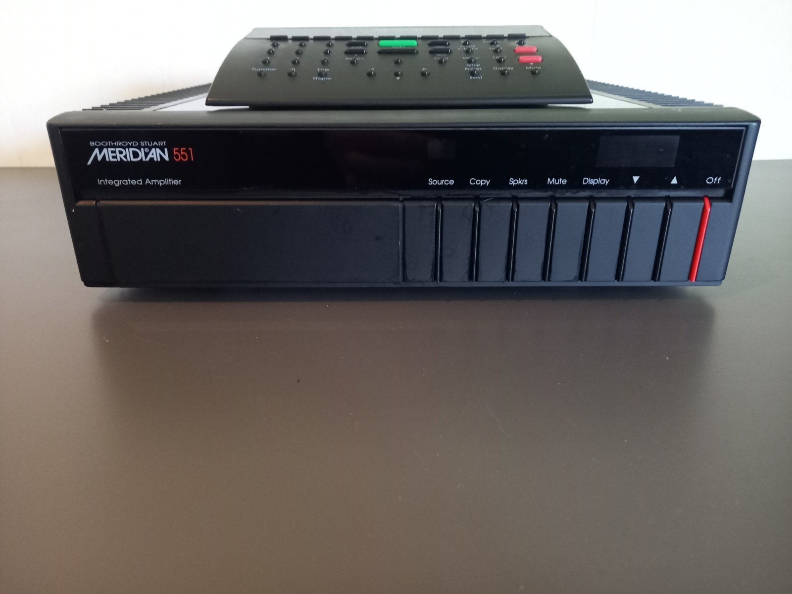MERIDIAN 551 AMP RINGKERNTRAFO/DUAL-MONO INCL ORIGINELE AB, Overige merken, Gebruikt, Ophalen of Verzenden, 60 tot 120 watt