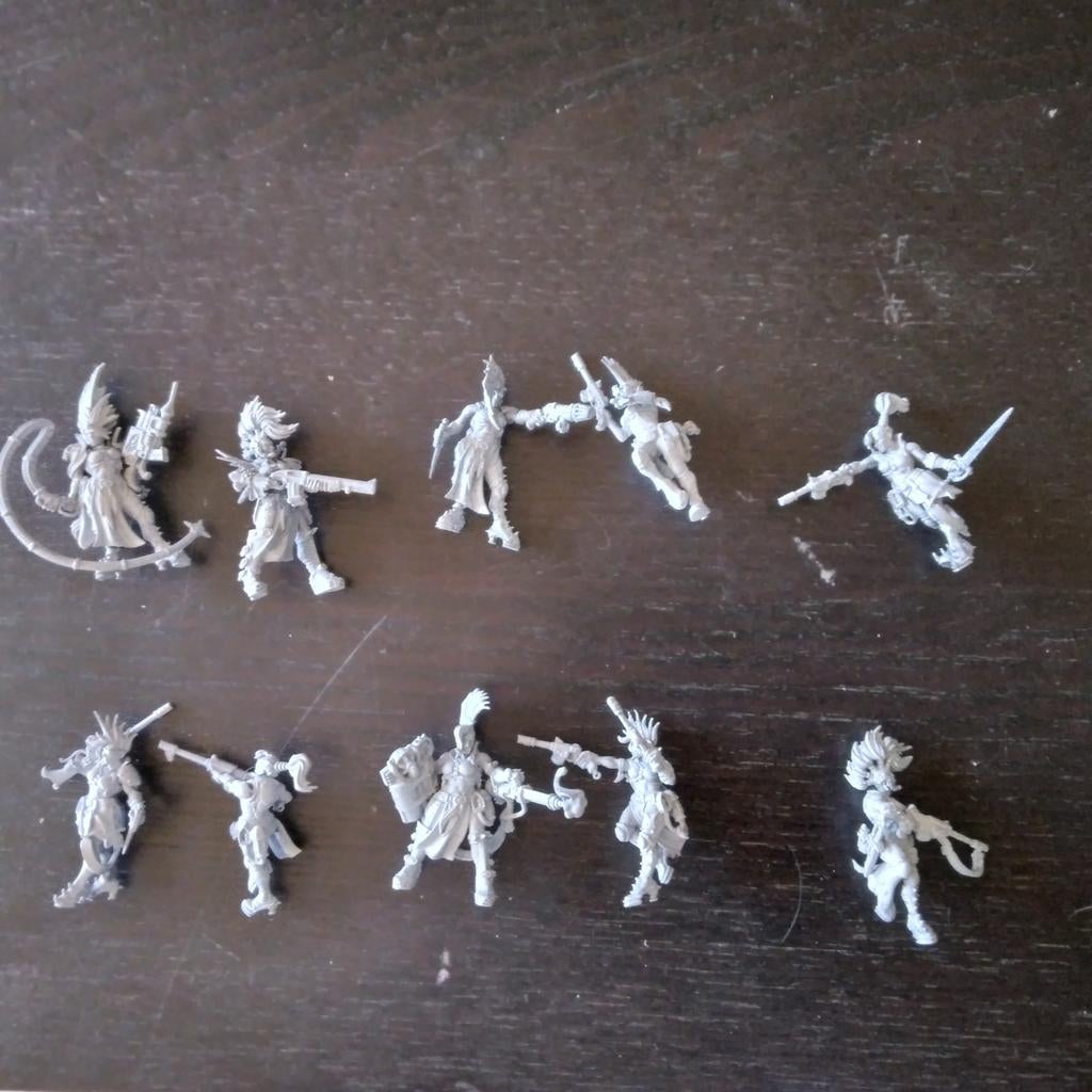 Escher Gang Necromunda - 10 modellen (geen doos), Ophalen of Verzenden
