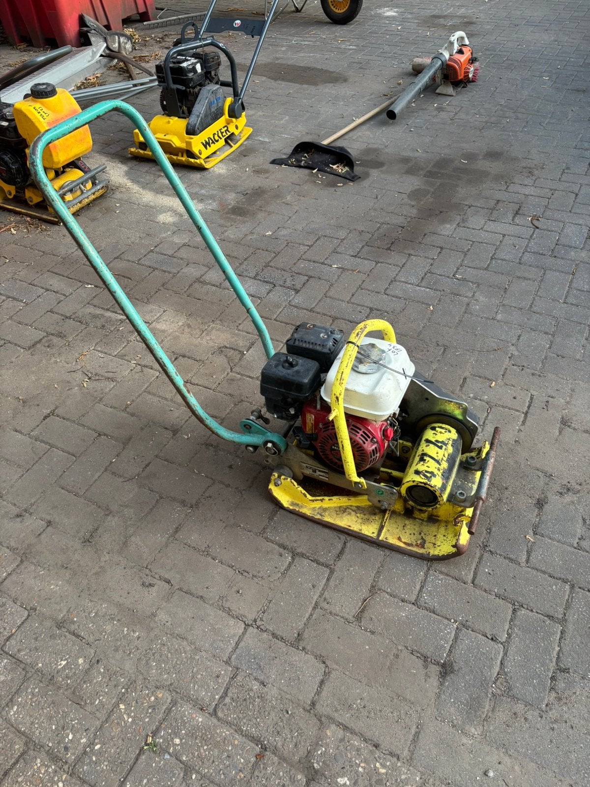 Ammann 1,5ton tegeltriller trilplaat, Ophalen, Gebruikt