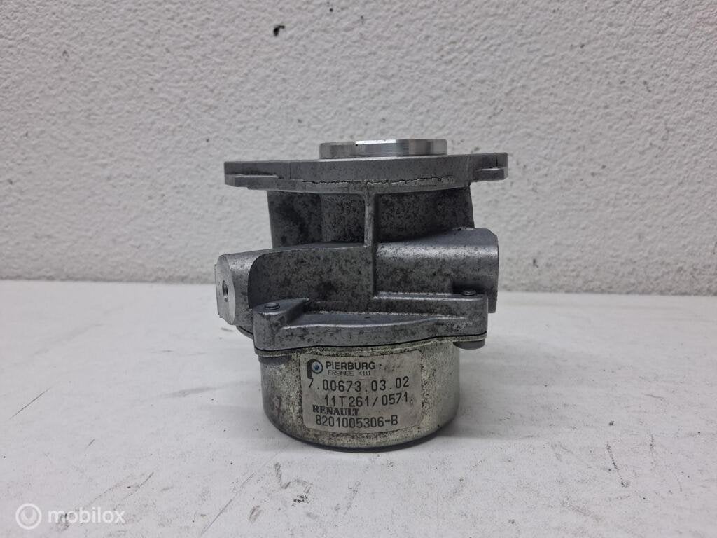 Vacuumpomp Renault Megane III ('07-'15) 8201005306B, Gebruikt, Renault, Ophalen of Verzenden, Renault