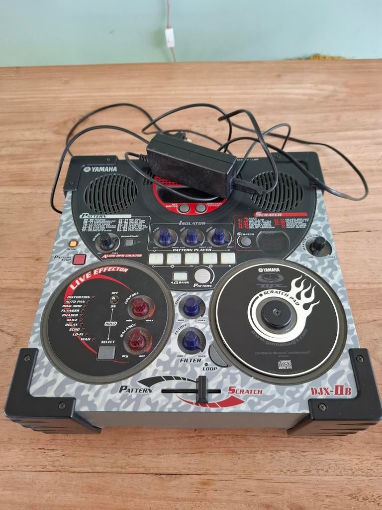 Yamaha djx 2b groovebox, Muziek en Instrumenten, Dj-sets en Draaitafels, Ophalen of Verzenden, Gebruikt, Draaitafel, Pioneer
