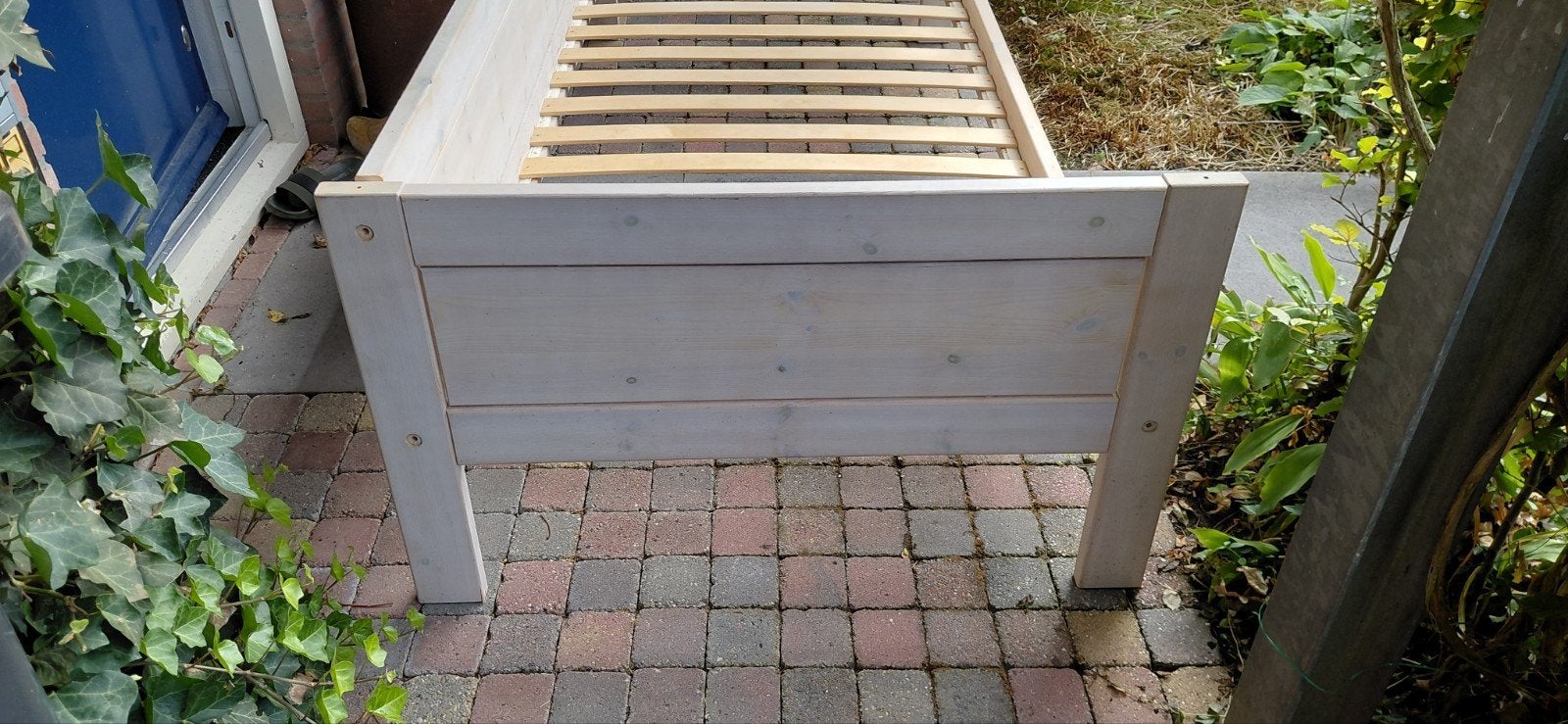 bed 90 x 200 met matras en topper, Ophalen of Verzenden, Zo goed als nieuw, Eenpersoons, 90 cm