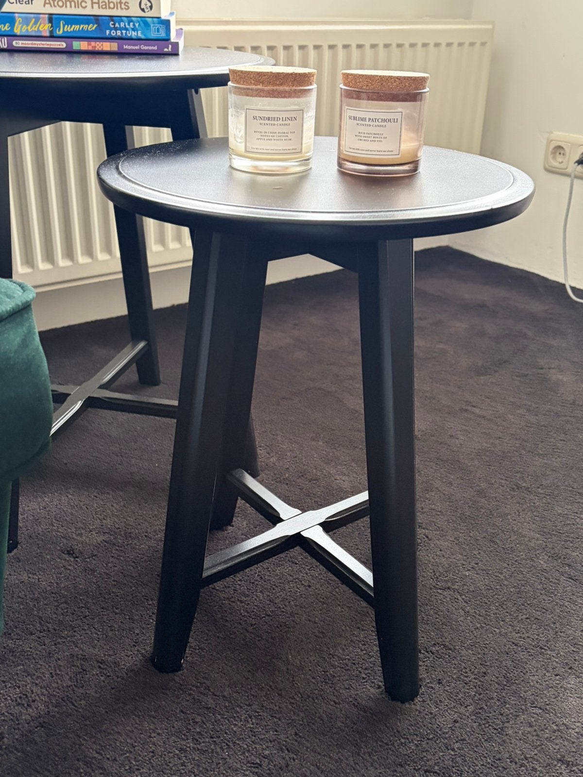 IKEA KRAGSTA bijzettafels zwart – set van 2, Ophalen, Zo goed als nieuw