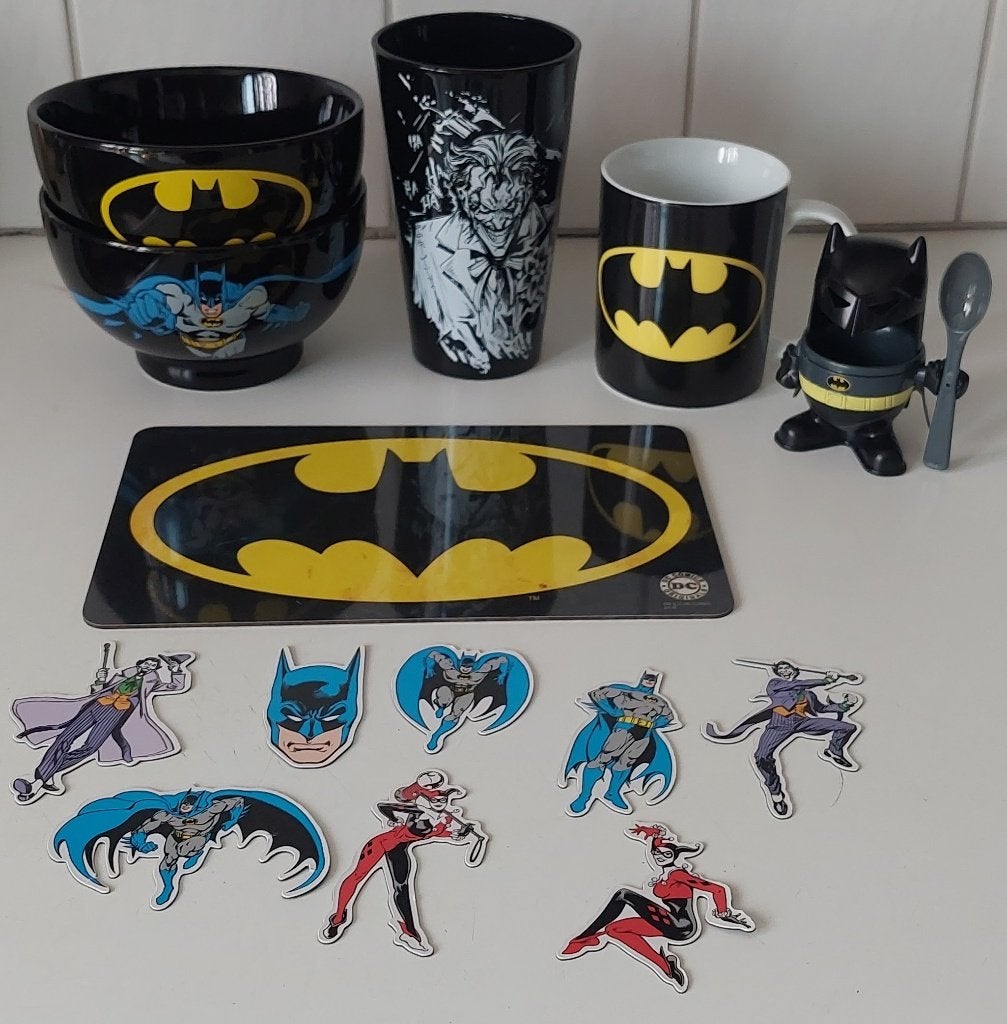Batman servies en magneten, Ophalen of Verzenden, Zo goed als nieuw, Porselein, Overige stijlen