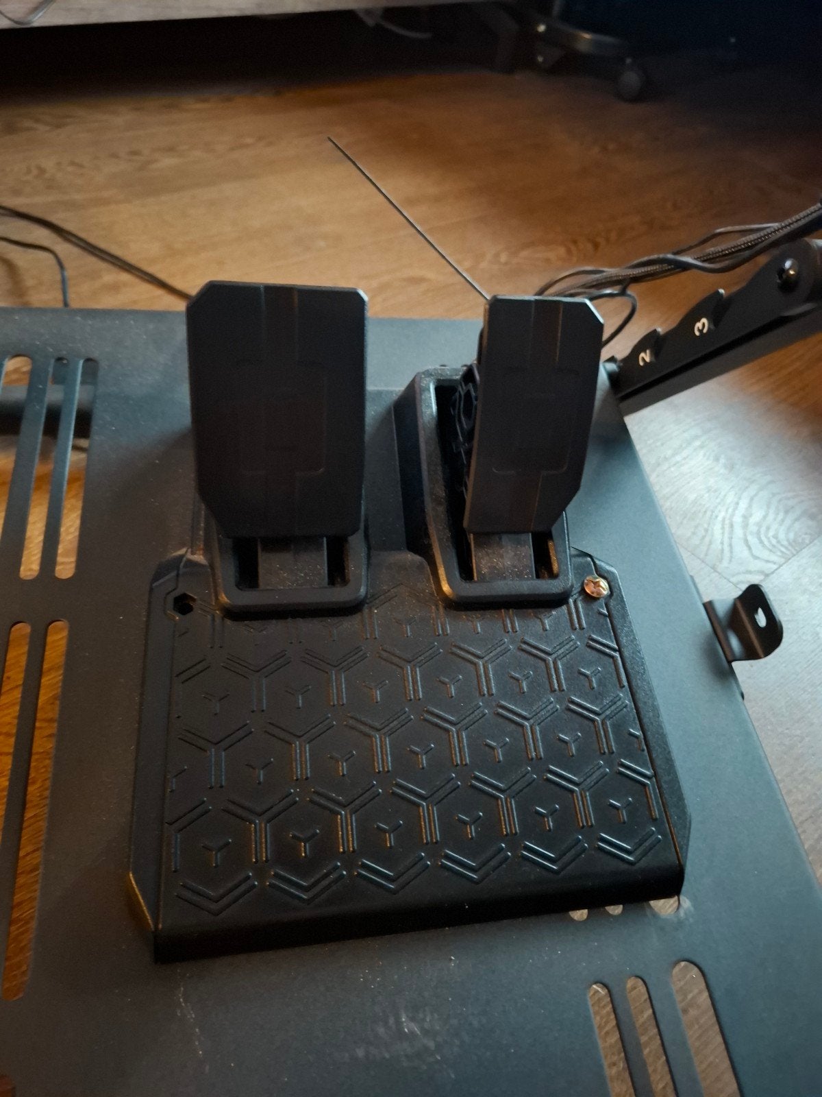 Thrustmaster T150 racestuur met pedalen voor PlayStation/PC, Racestuur, Gebruikt, Force feedback, Ophalen of Verzenden