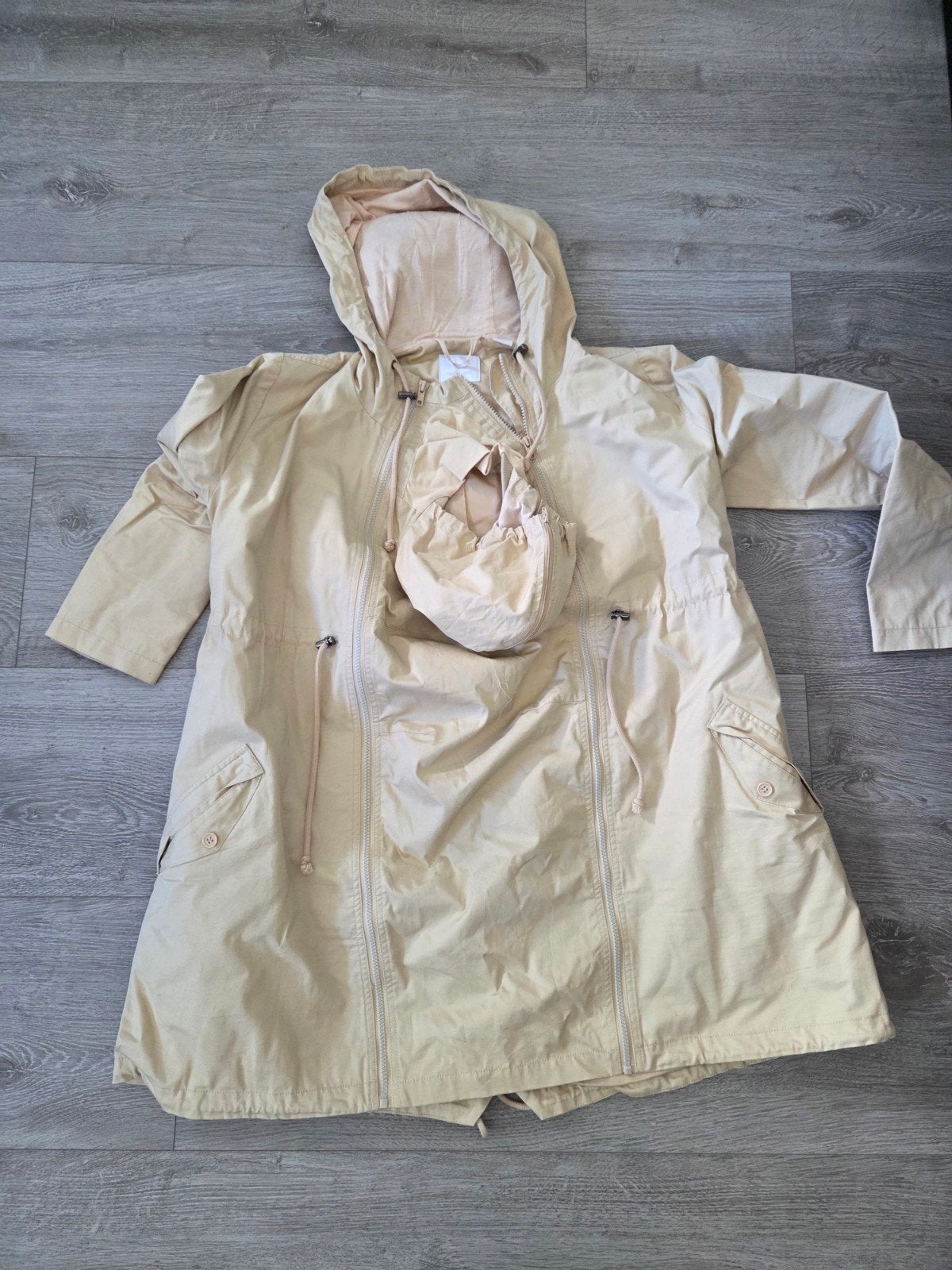 Zwangerschapsjas / draagjas beige maat M, Ophalen, Zo goed als nieuw, Beige