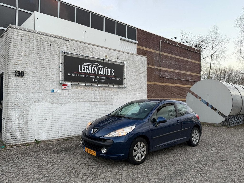 Peugeot 207 1.4 VTi Look - AIRCO - RIJDT & SCHAKELT GOED!, Voorwielaandrijving, Stof, Gebruikt, Zwart
