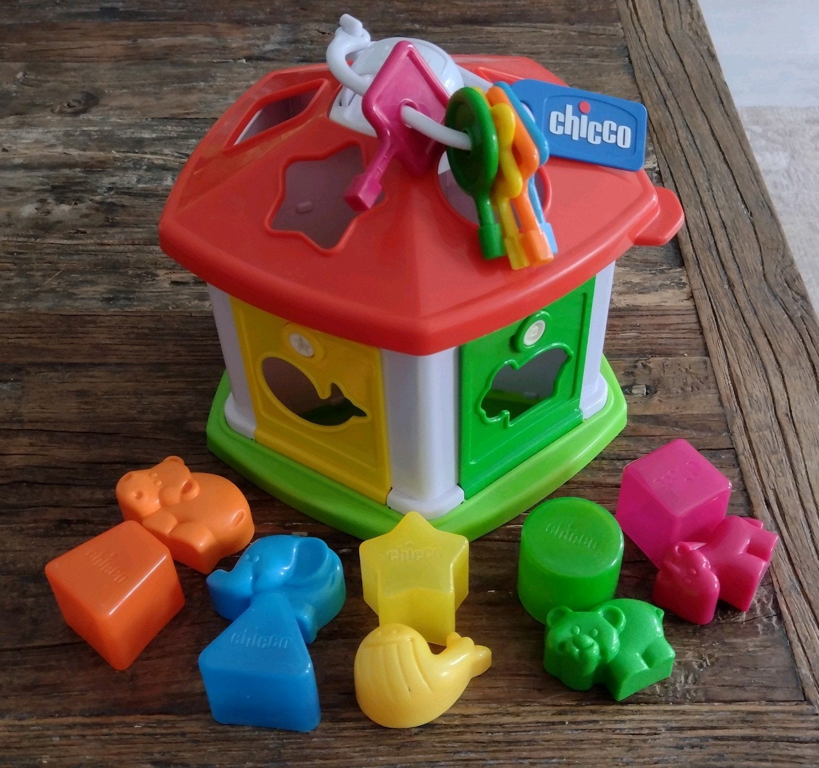 Chicco vormen dieren stoof huisje / sleutelhuisje, Kinderen en Baby's, Ophalen, Zo goed als nieuw, Puzzelen