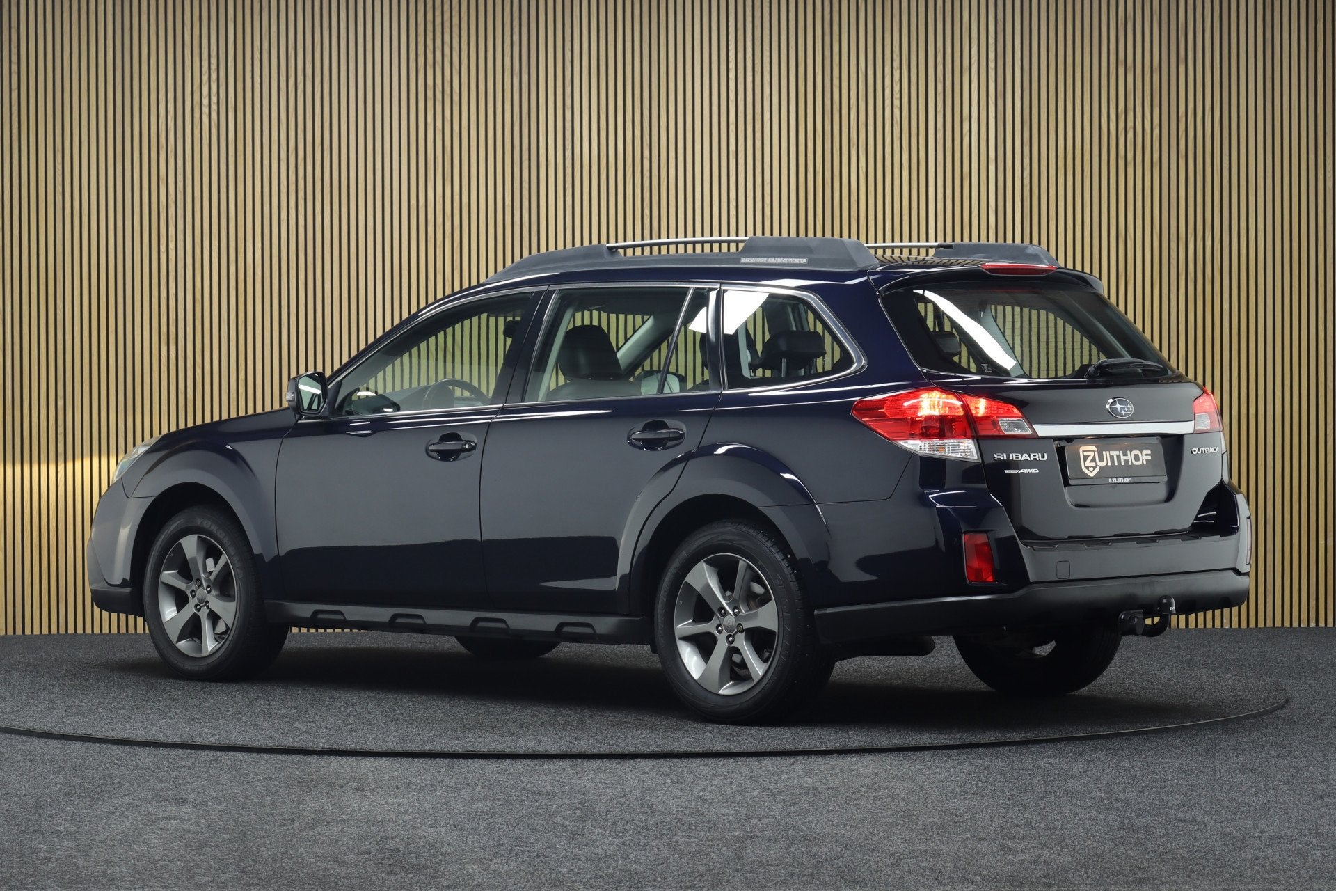 Subaru Outback 2.5i-X Luxury | Trekhaak | Cruise-control | C, Euro 5, Zwart, 4 cilinders, Blauw