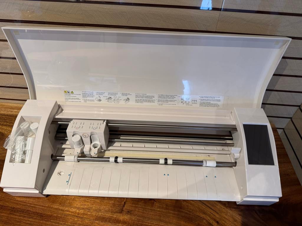 Silhouette Cameo snijplotter, Gebruikt, Ophalen of Verzenden, Silhouette, Machine