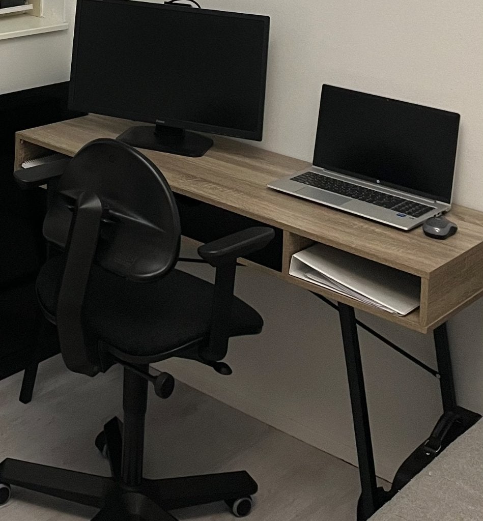Bureau voor € 35,00, Overige typen, Gebruikt, 48 cm, Overige merken