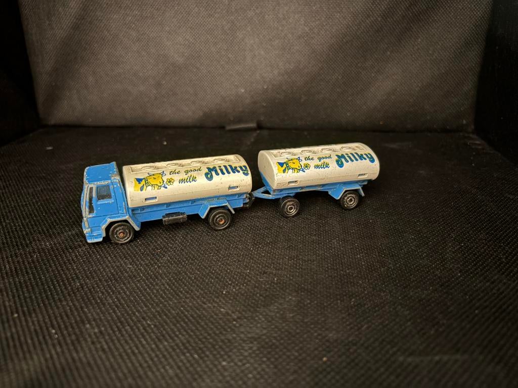 Majorette 3” FORD Milk TANKER, Hobby en Vrije tijd, Ophalen of Verzenden, Zo goed als nieuw, Bus of Vrachtwagen, Majorette