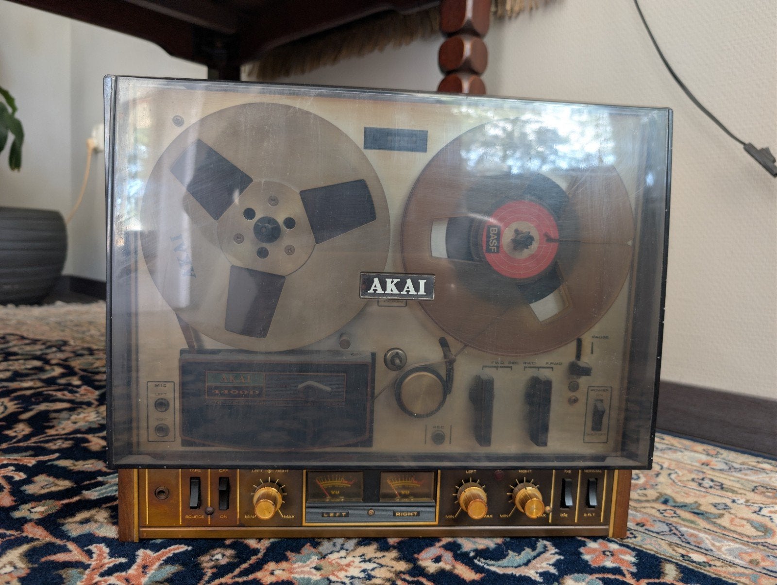 Akai 4400D Bandrecorder met stofkap, Ophalen, Bandrecorder, Met stofkap