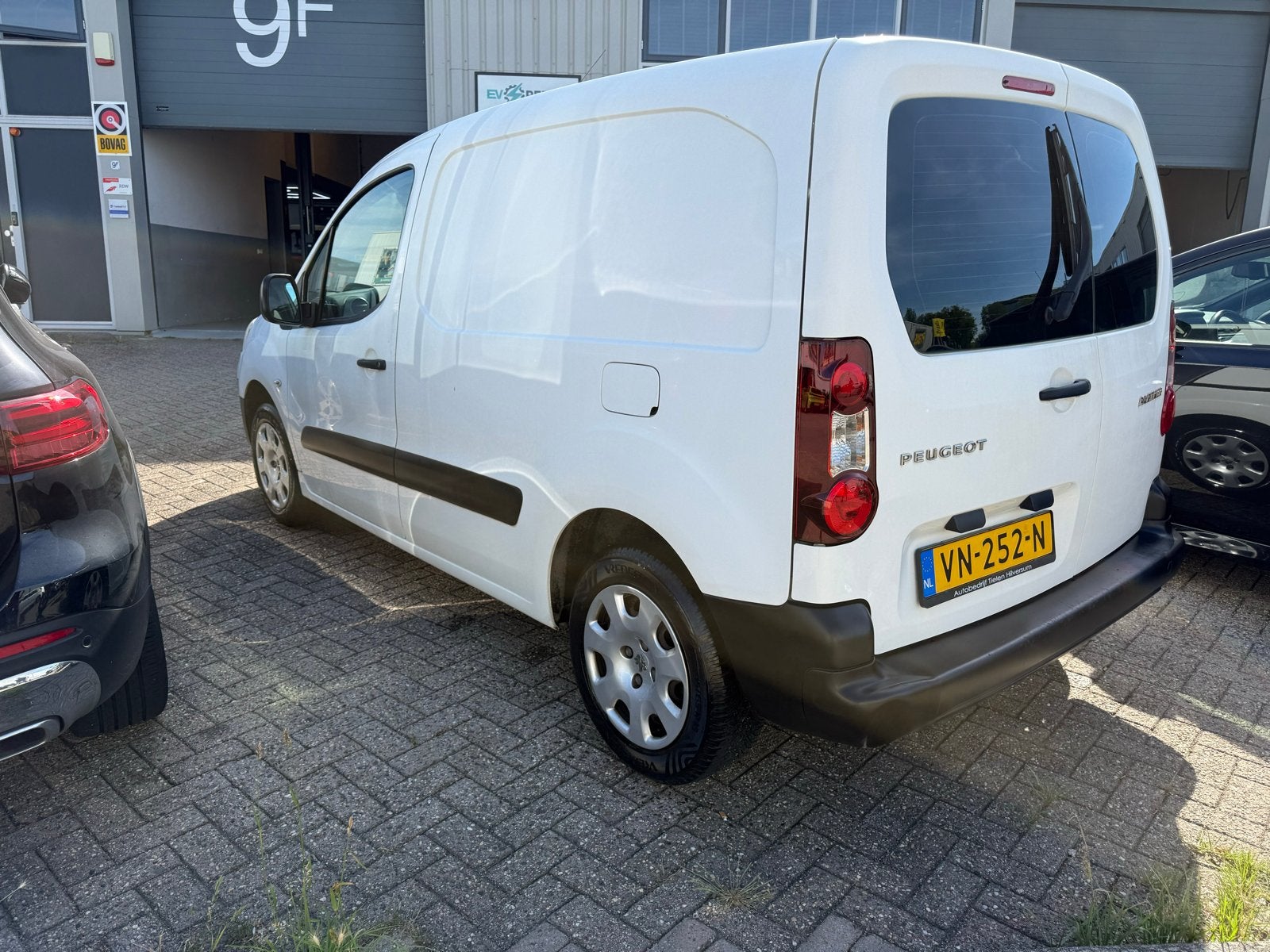 Peugeot Partner 1.6 HDI 55KW 2015, Auto's, Voorwielaandrijving, Euro 5, Stof, 74 pk