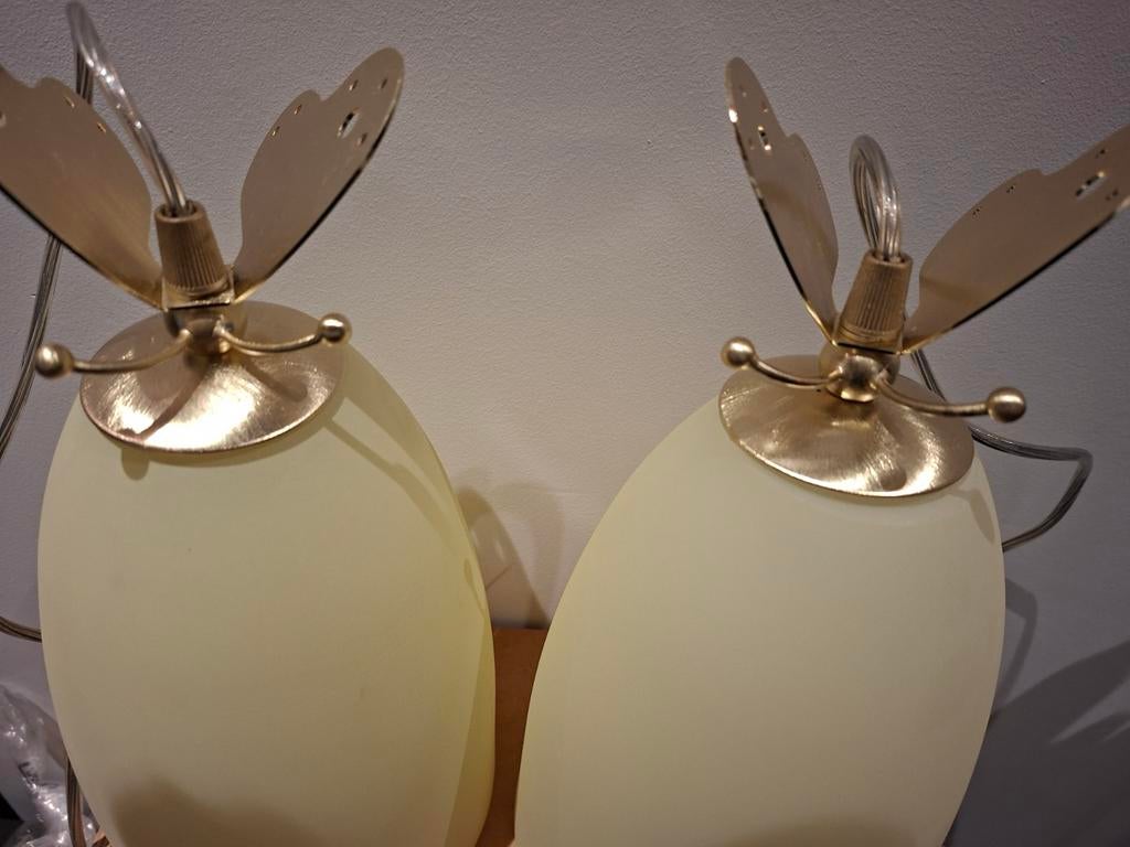 Gele glazen hanglamp met goudkleurige vlinder, Ophalen, Nieuw, Minder dan 50 cm