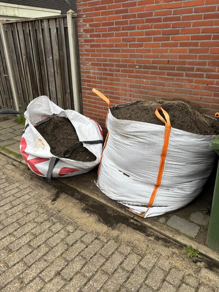 1,5 kuub zwart zand, Tuin en Terras, Zand, Ophalen, Gebruikt, Overige typen