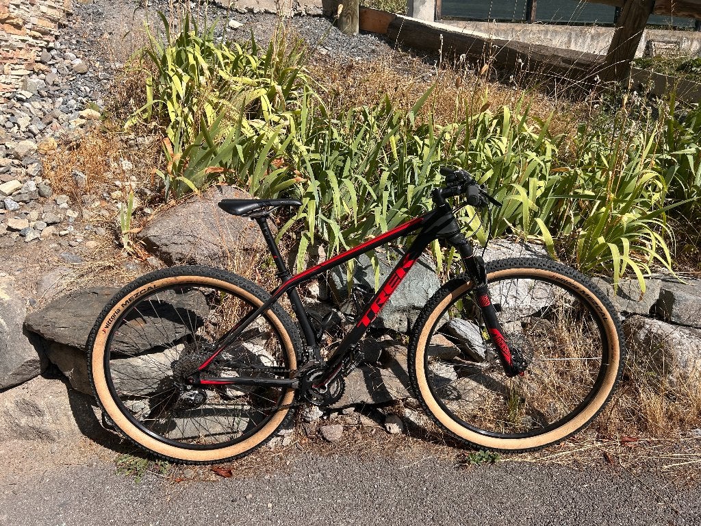 Trek superfly 9.6 carbon, Fietsen en Brommers, Vering, Meer dan 20 versnellingen, Schijfrem, Ophalen
